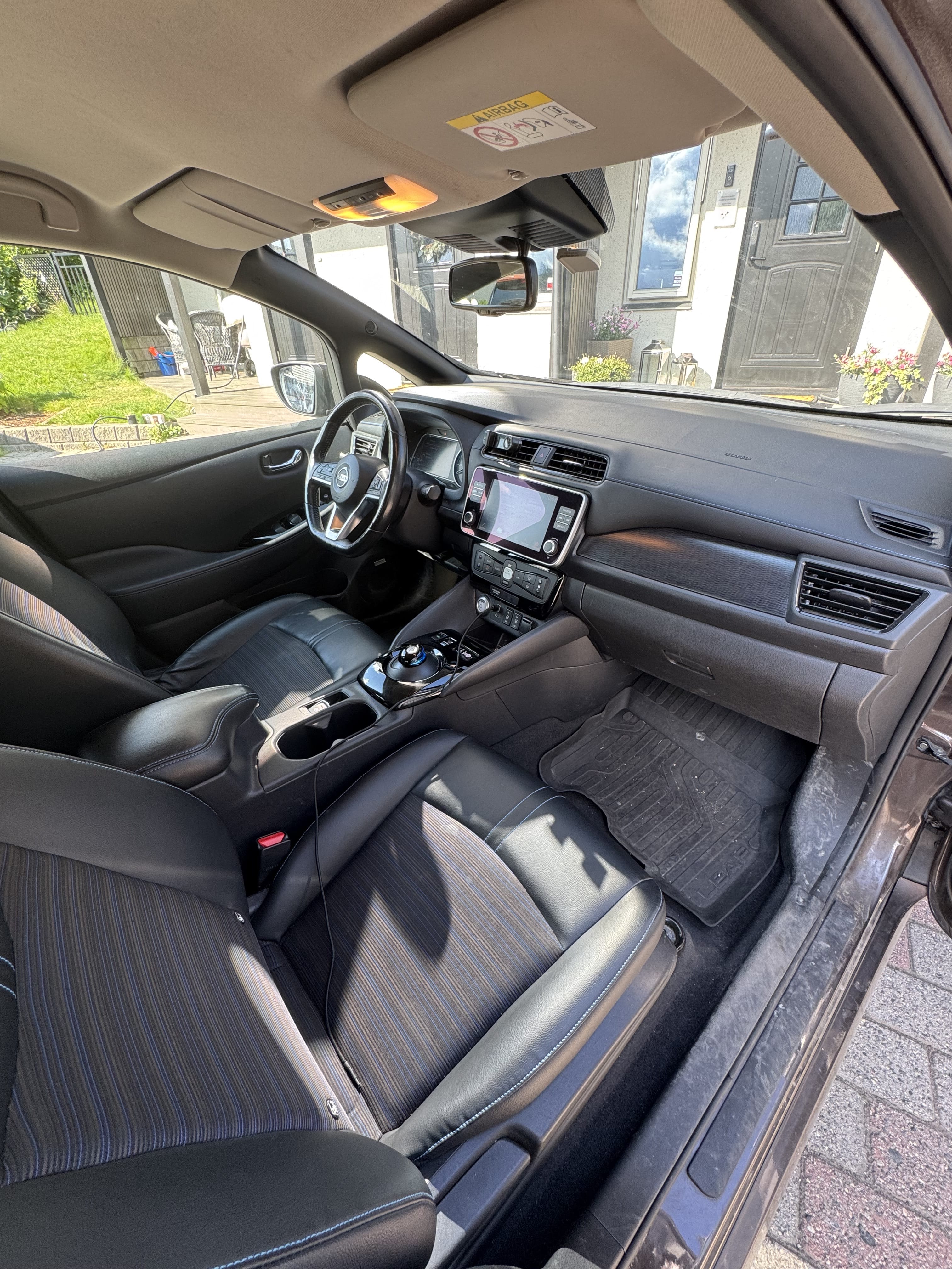 Nissan Leaf med Bluetooth audio