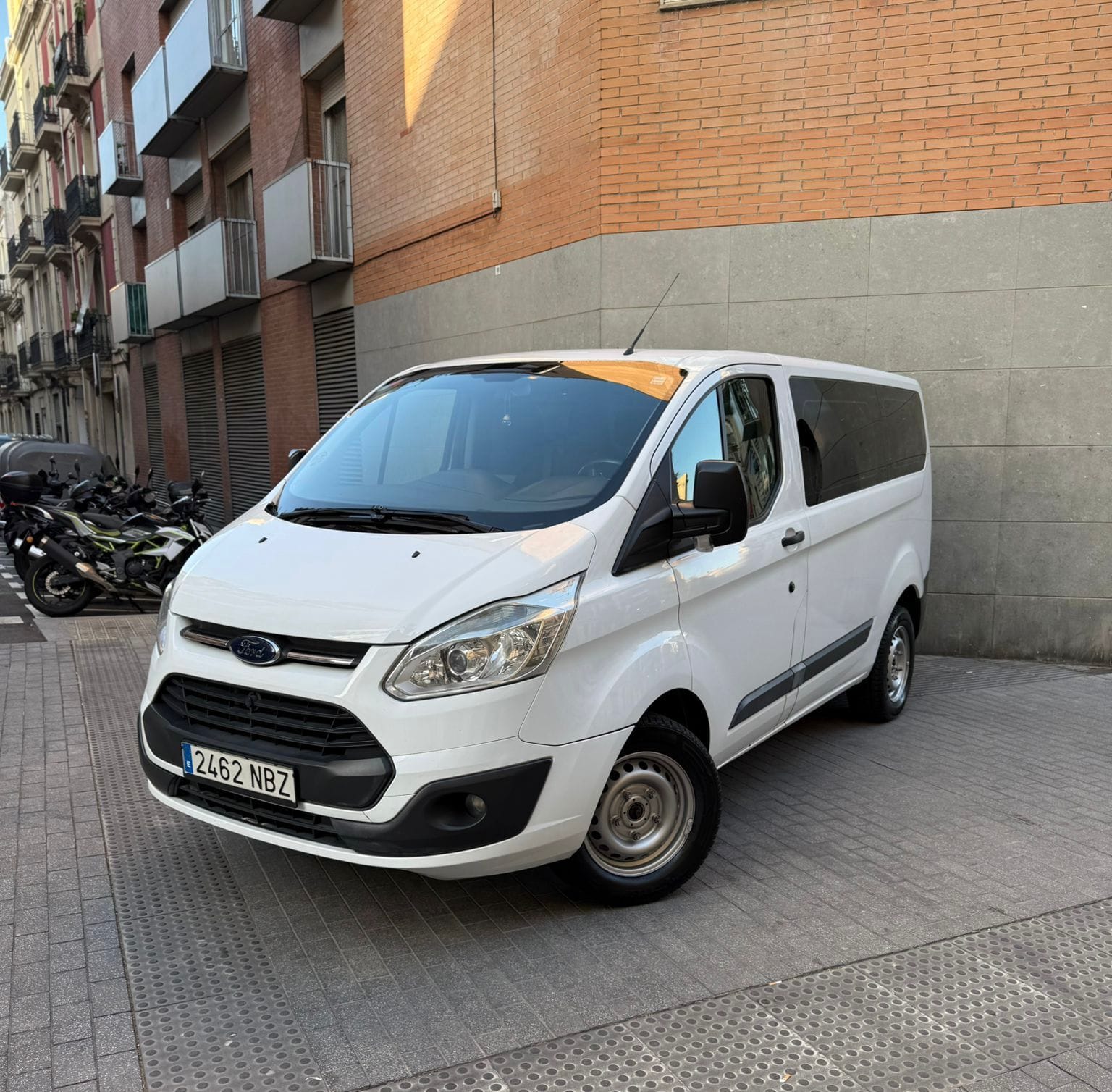 Ford Transit Custom Kombi con Aire acondicionado