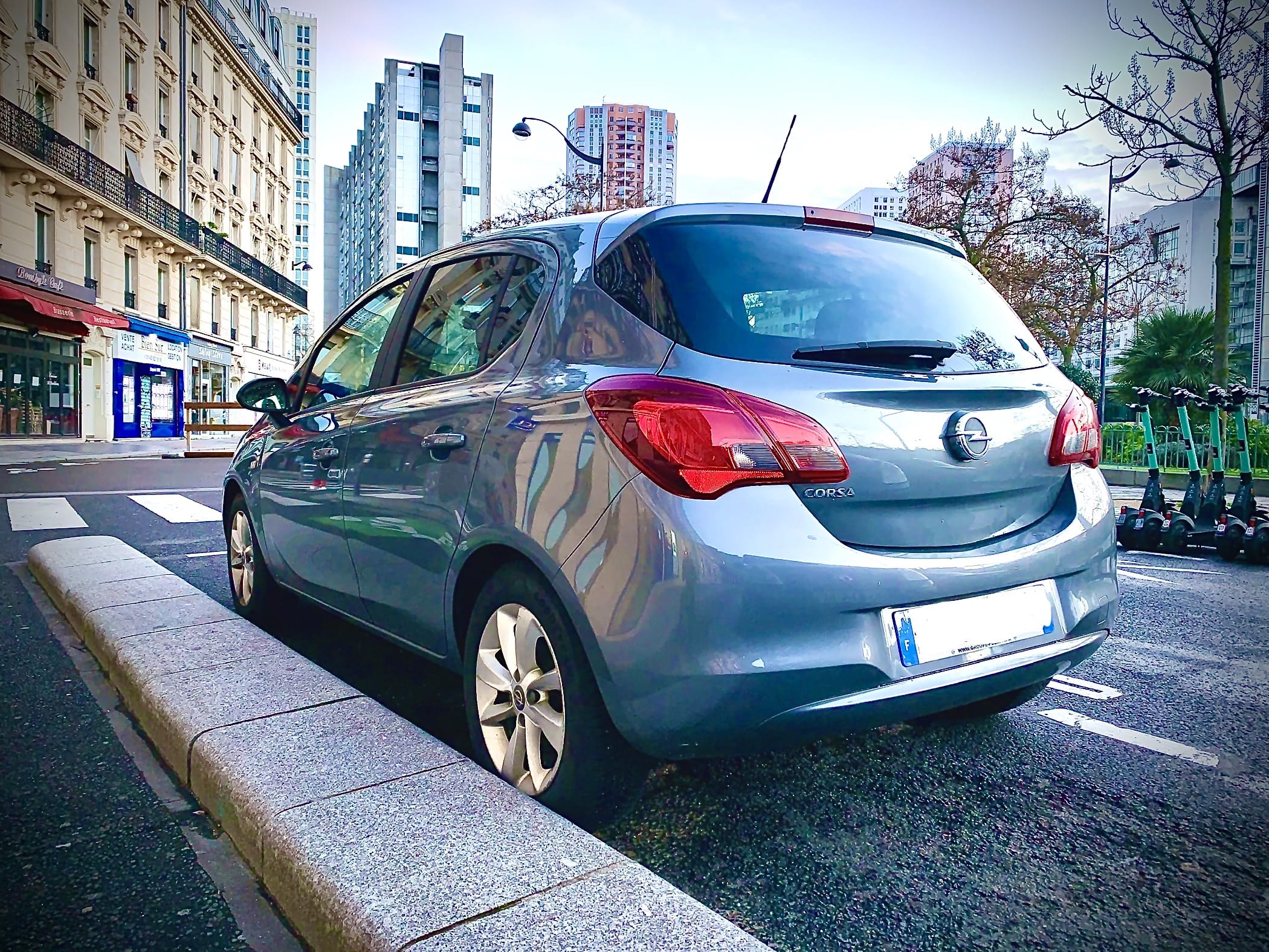 Opel Corsa 90ch avec Climatisation