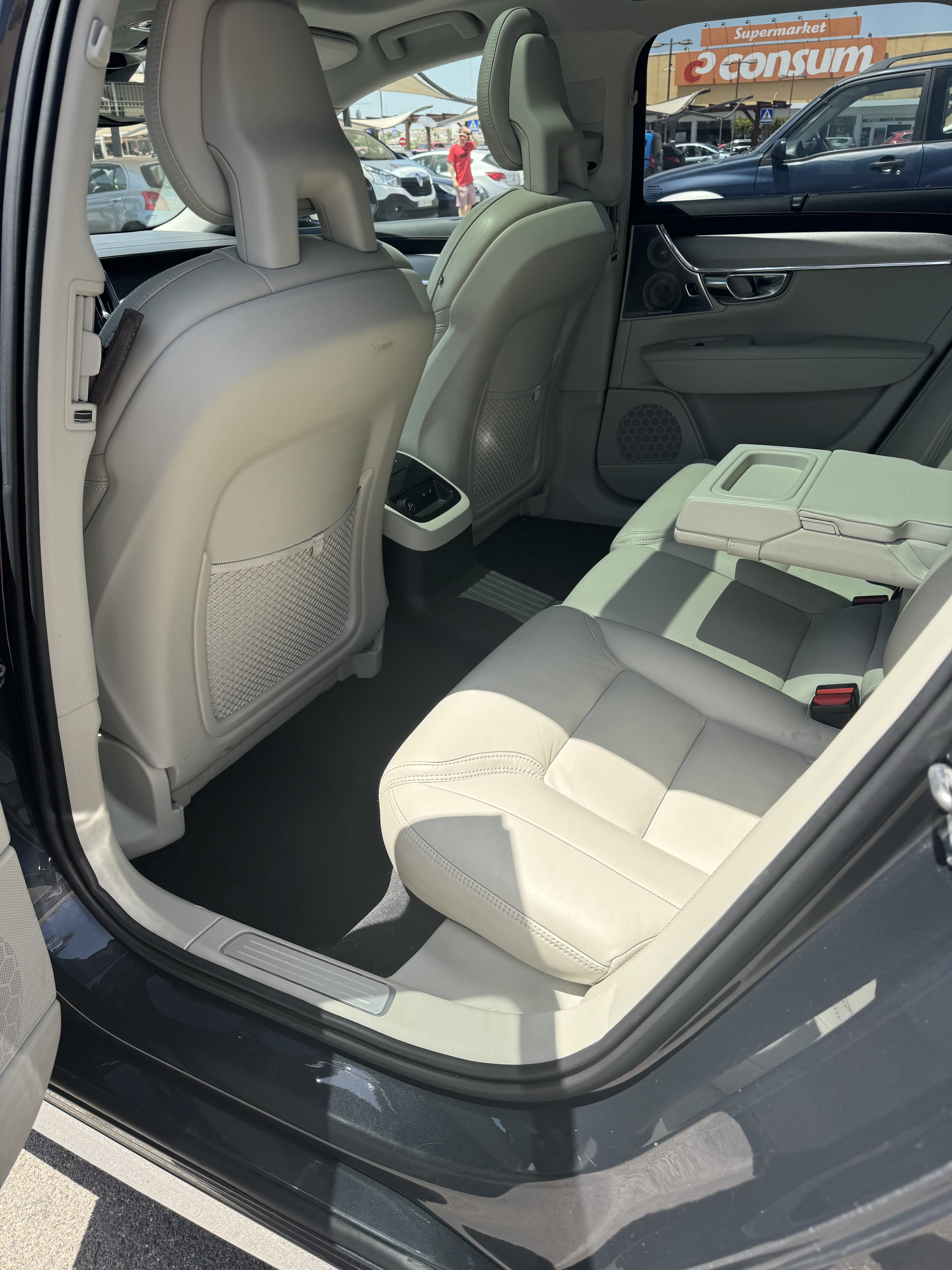 Volvo V90 med Firehjulstrekk