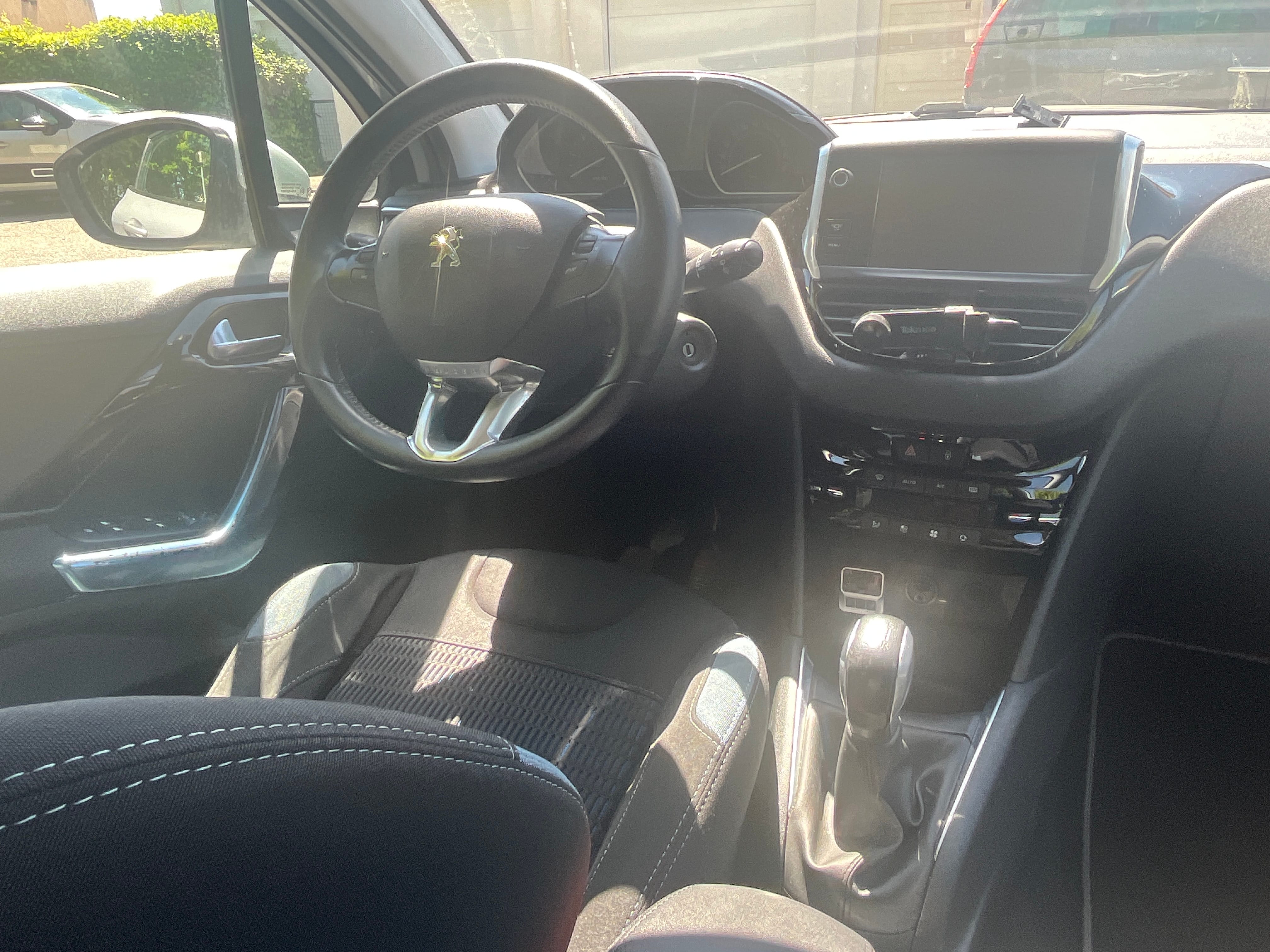 Peugeot 208 avec Audio Bluetooth