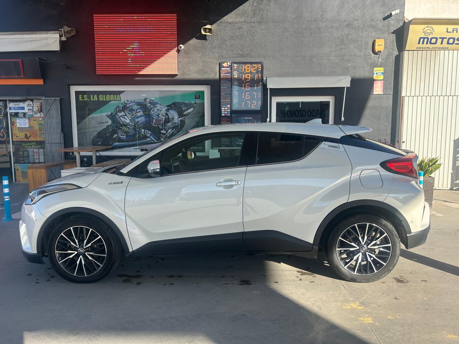Toyota C-HR Hybrid con Aire acondicionado