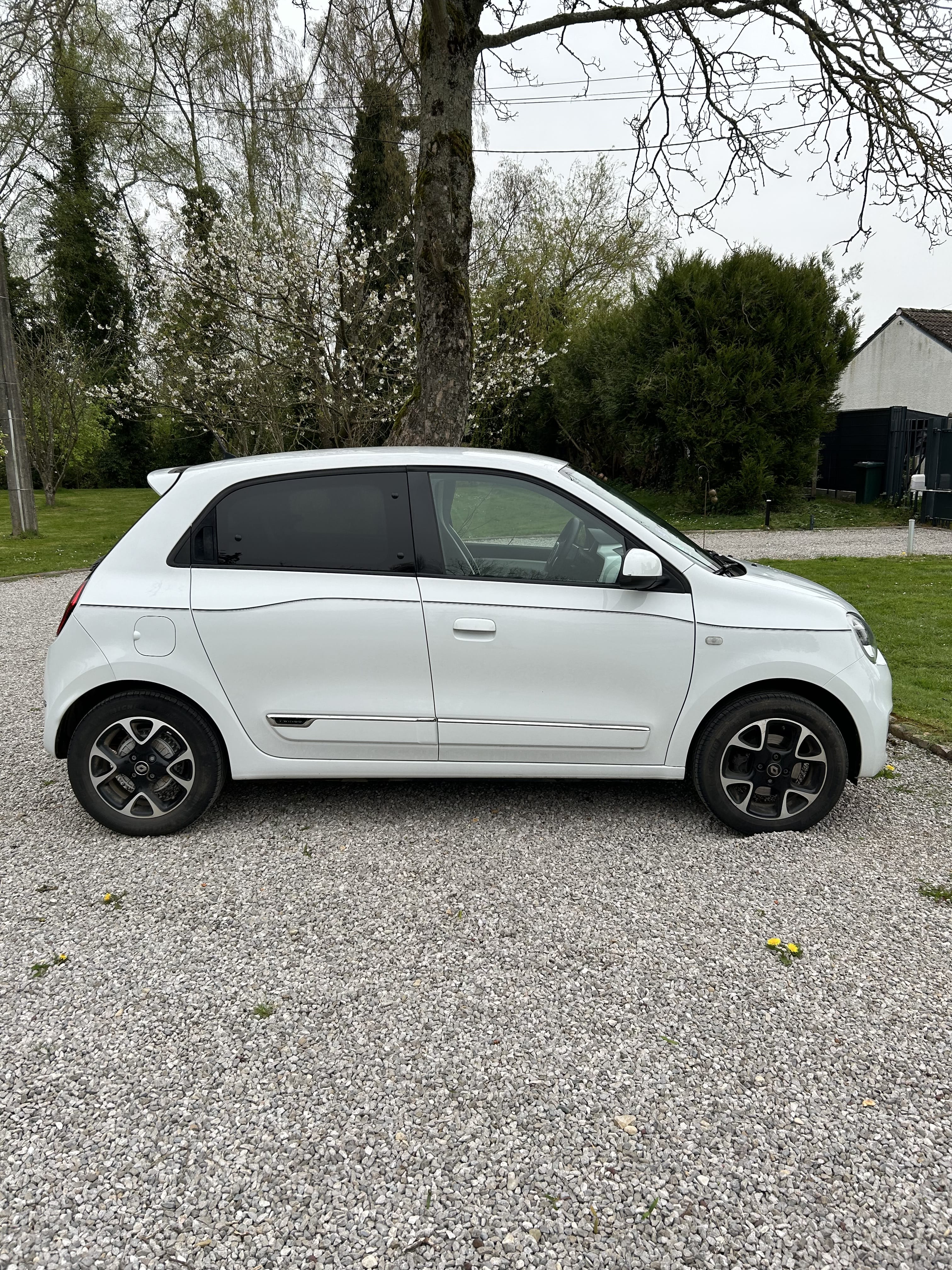 Renault Twingo III avec Climatisation