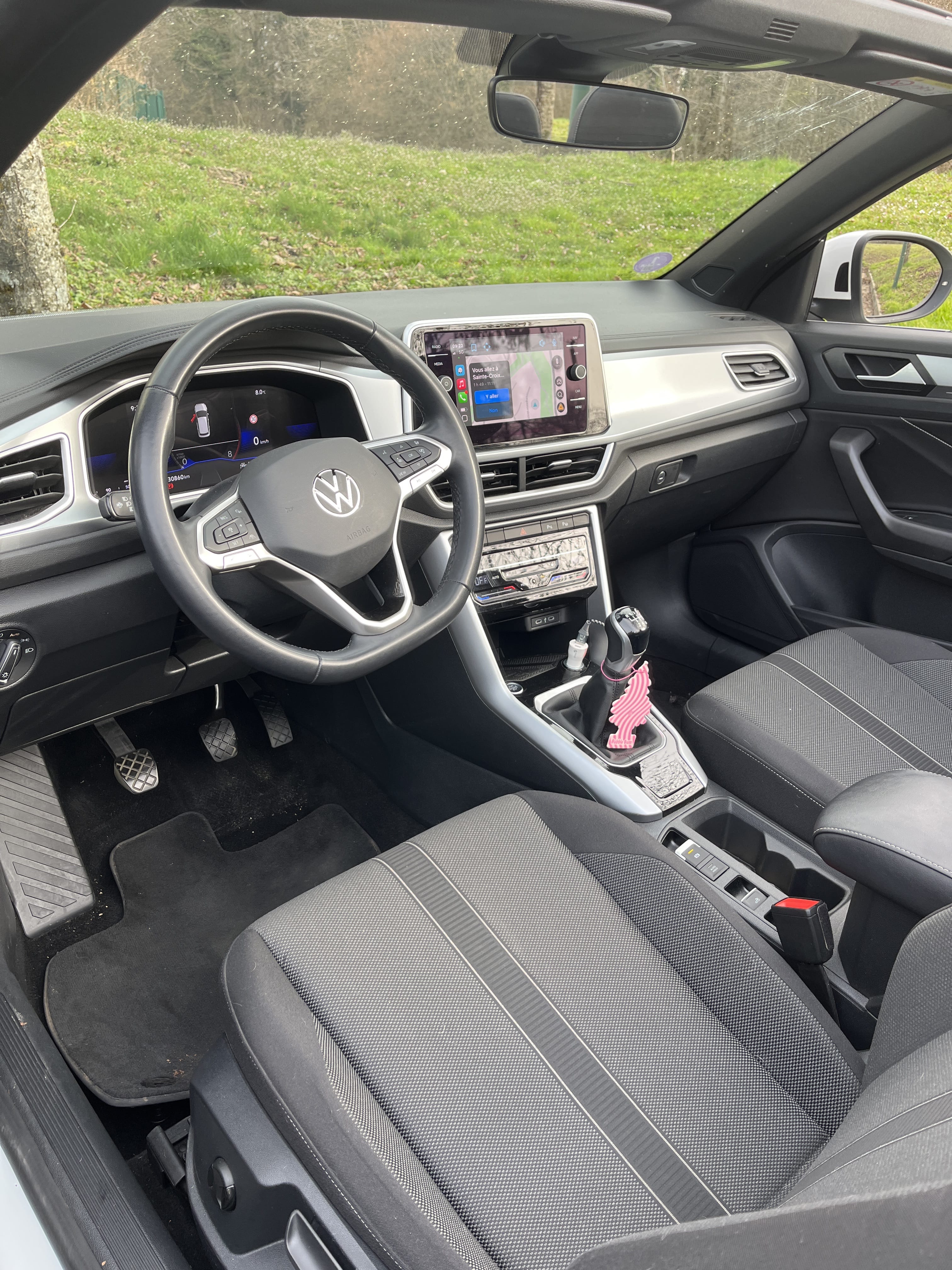 Volkswagen T-Roc avec GPS