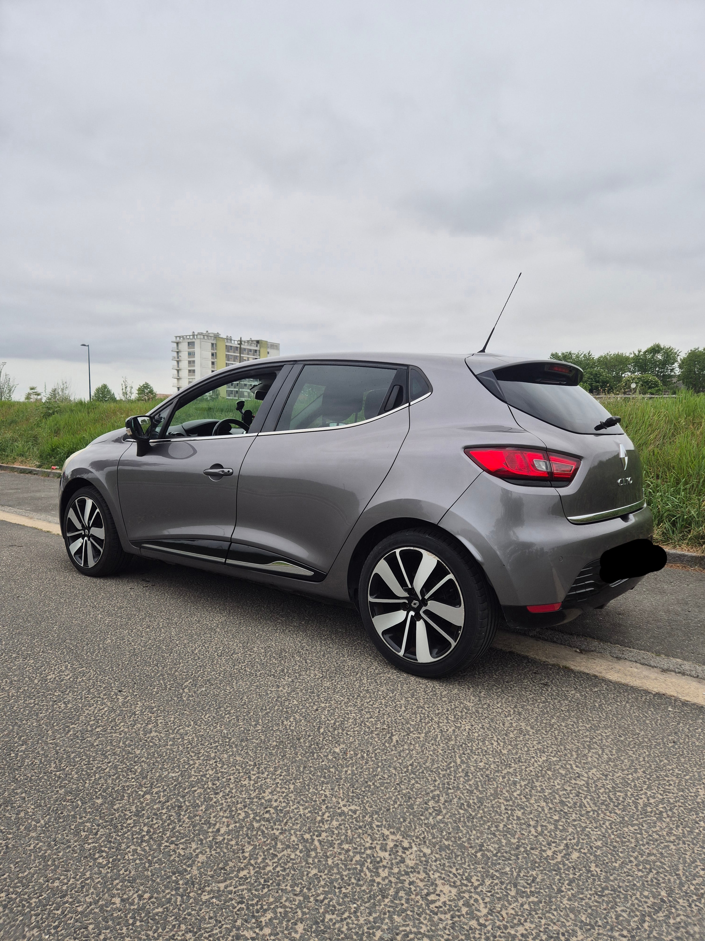 Renault Clio avec GPS