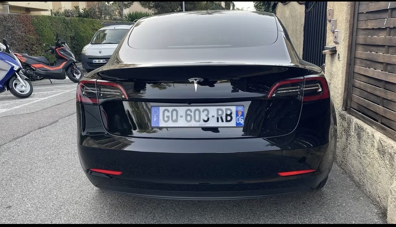 Tesla Model 3 avec Climatisation