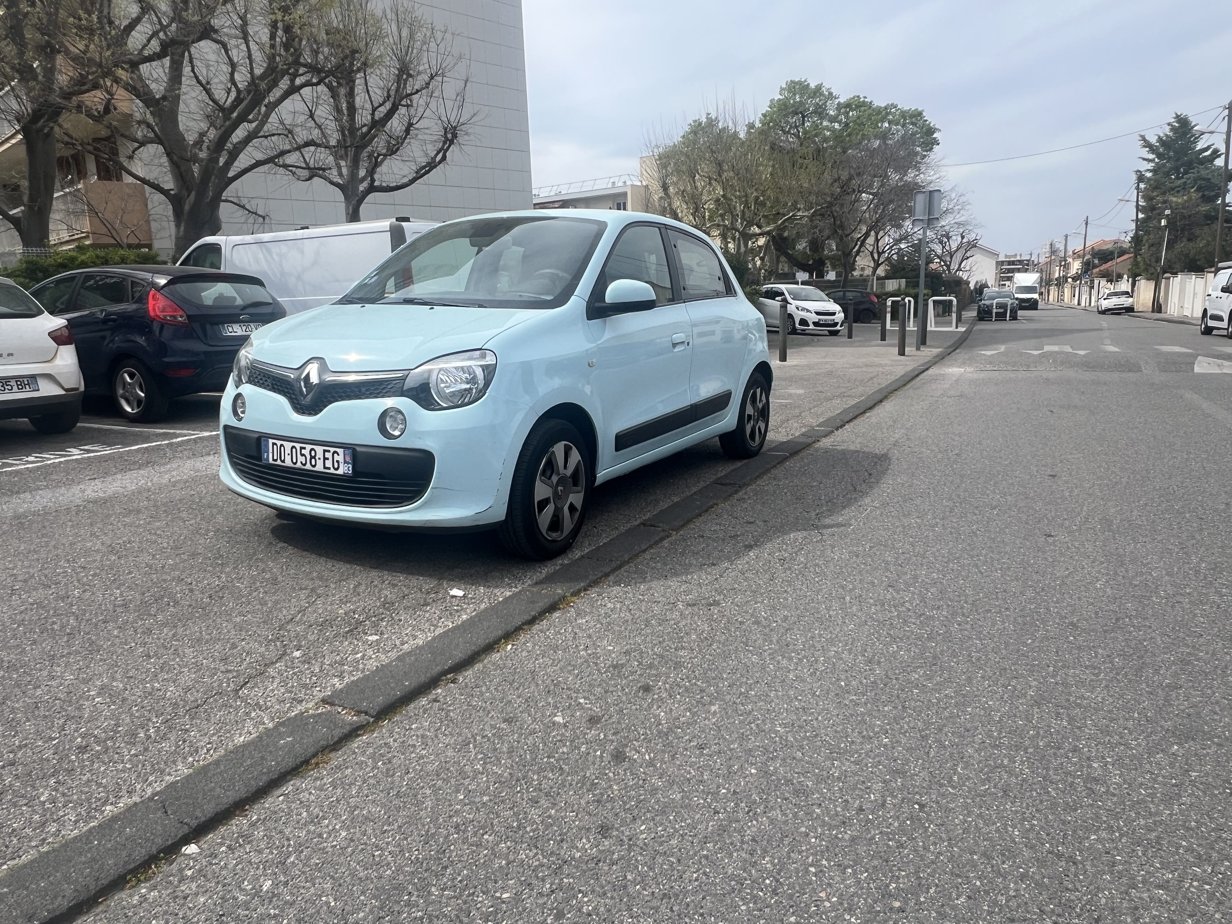 Renault Twingo III, 2015, Essence 95