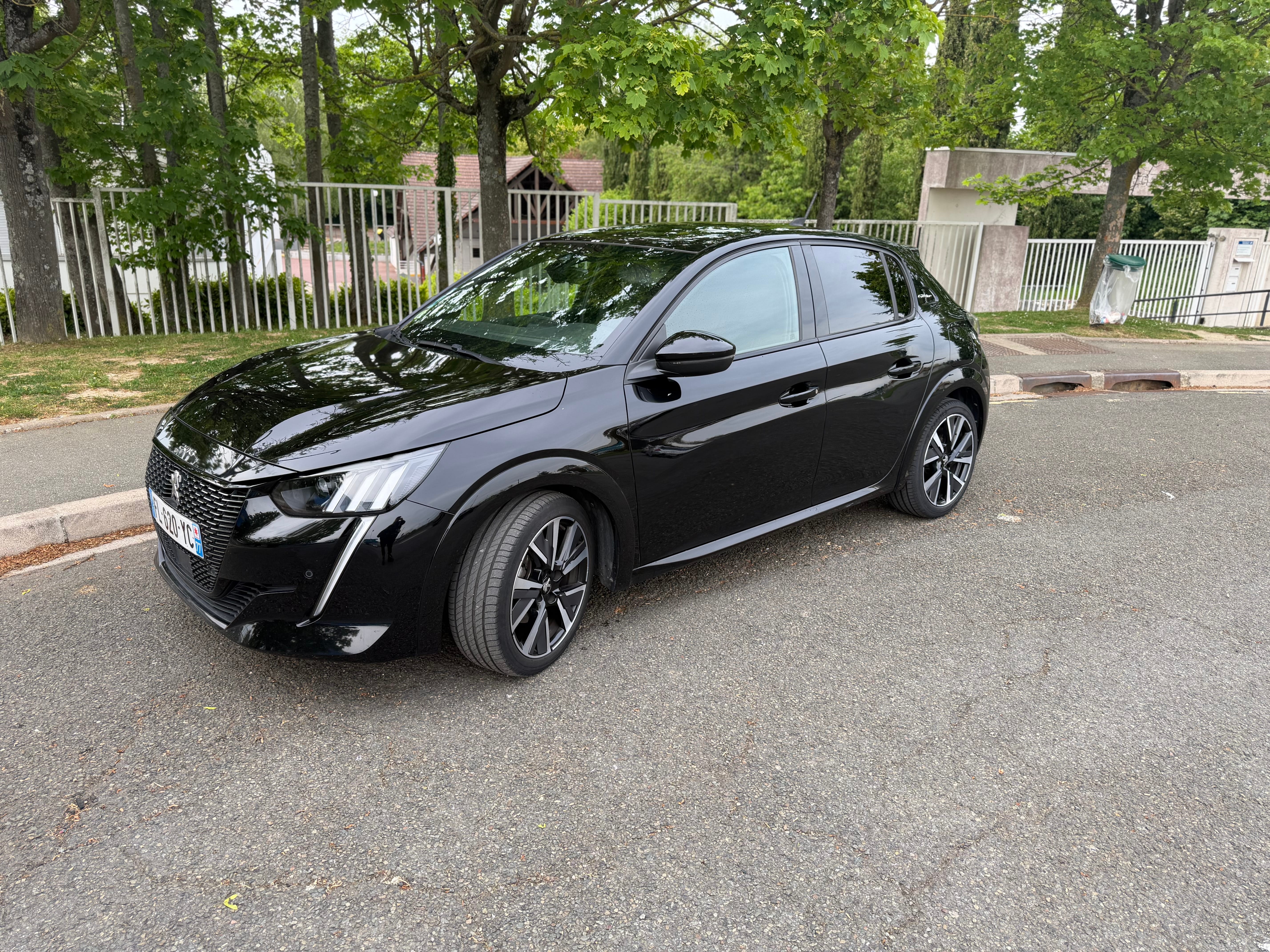 Peugeot 208, 2019, Diesel