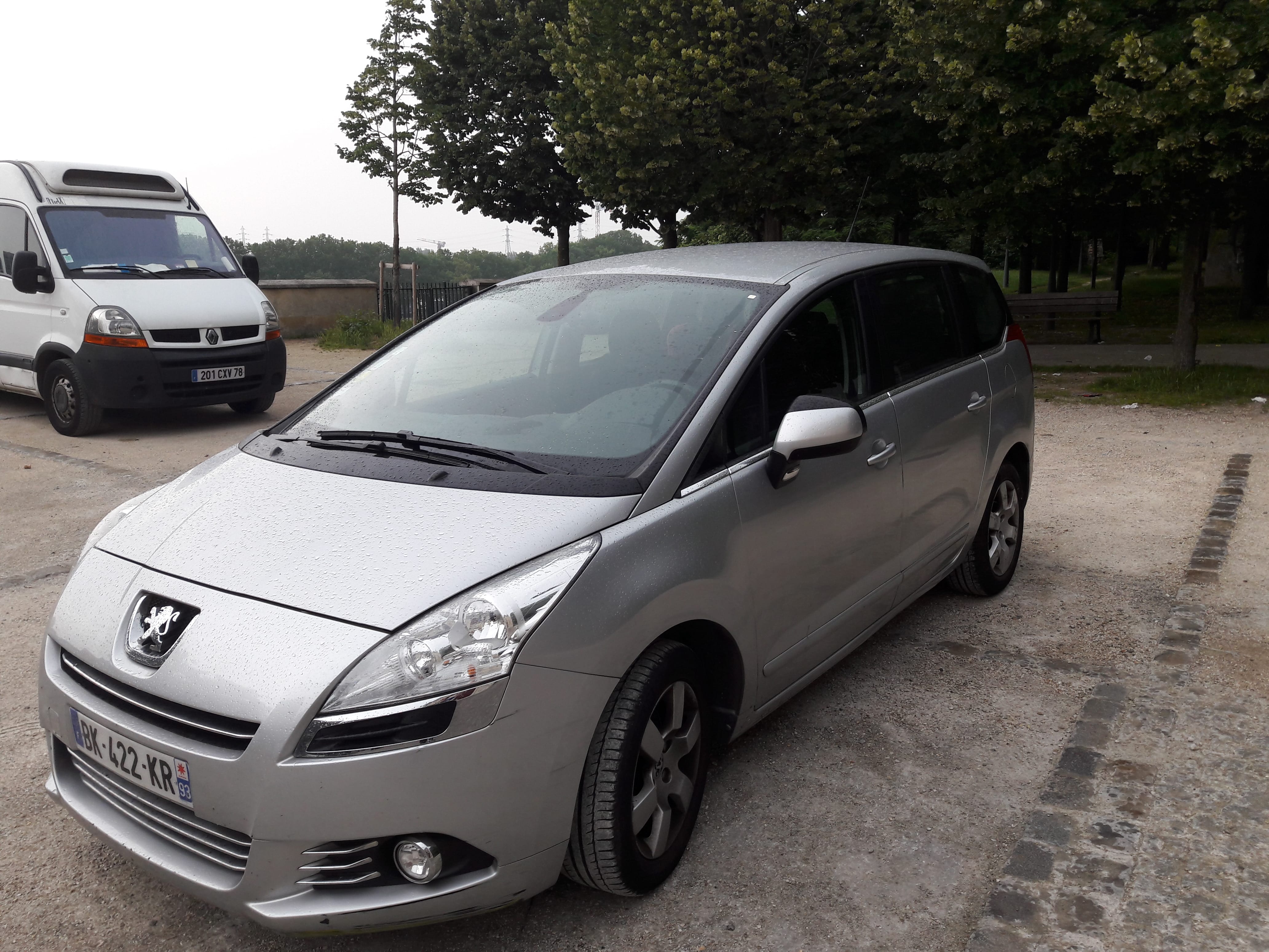 Peugeot 5008 avec Climatisation