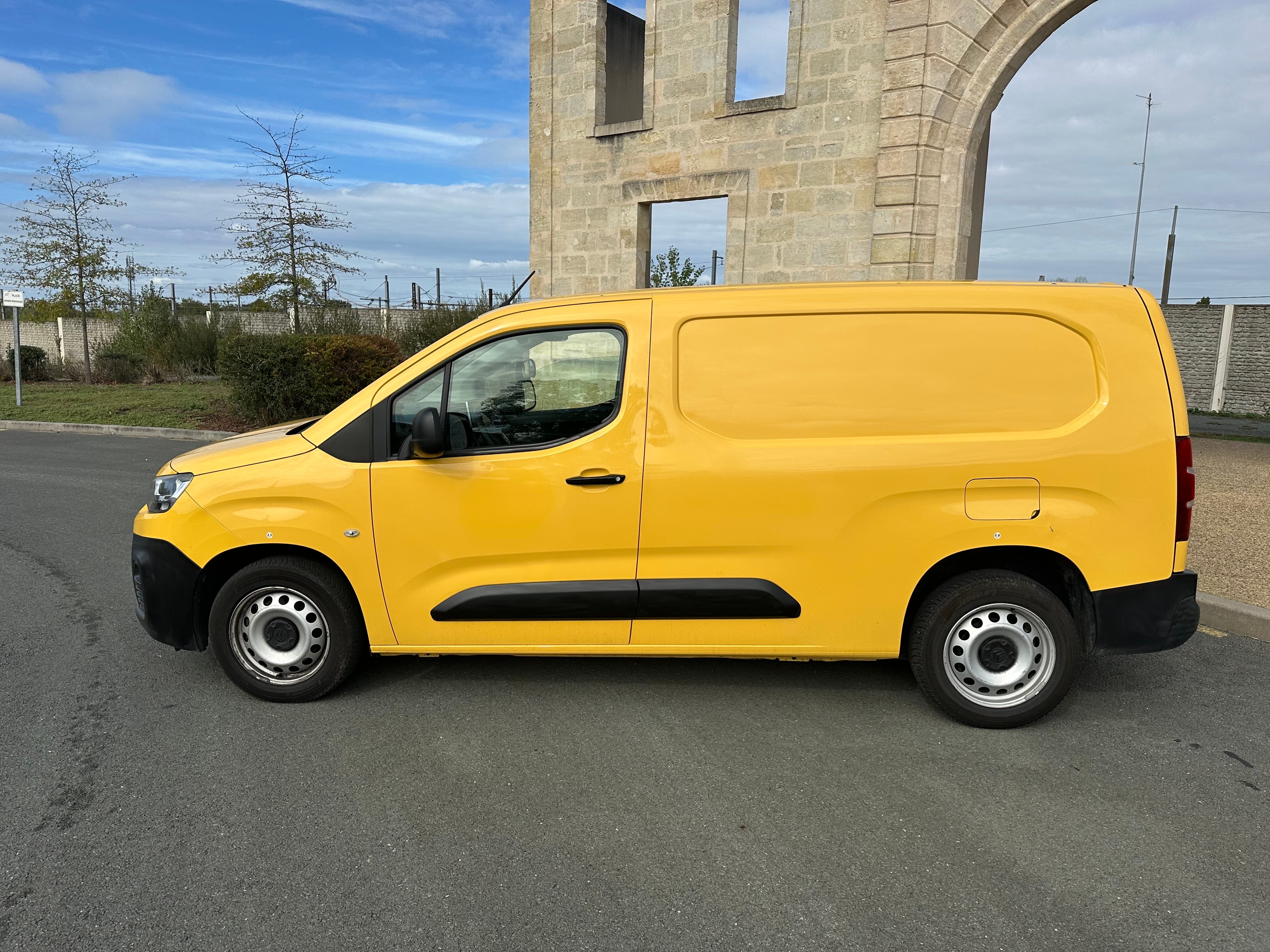 Citroen Berlingo XL 1.5 BlueHdi 130 Boîte automatique EAT8 avec Caméra de recul