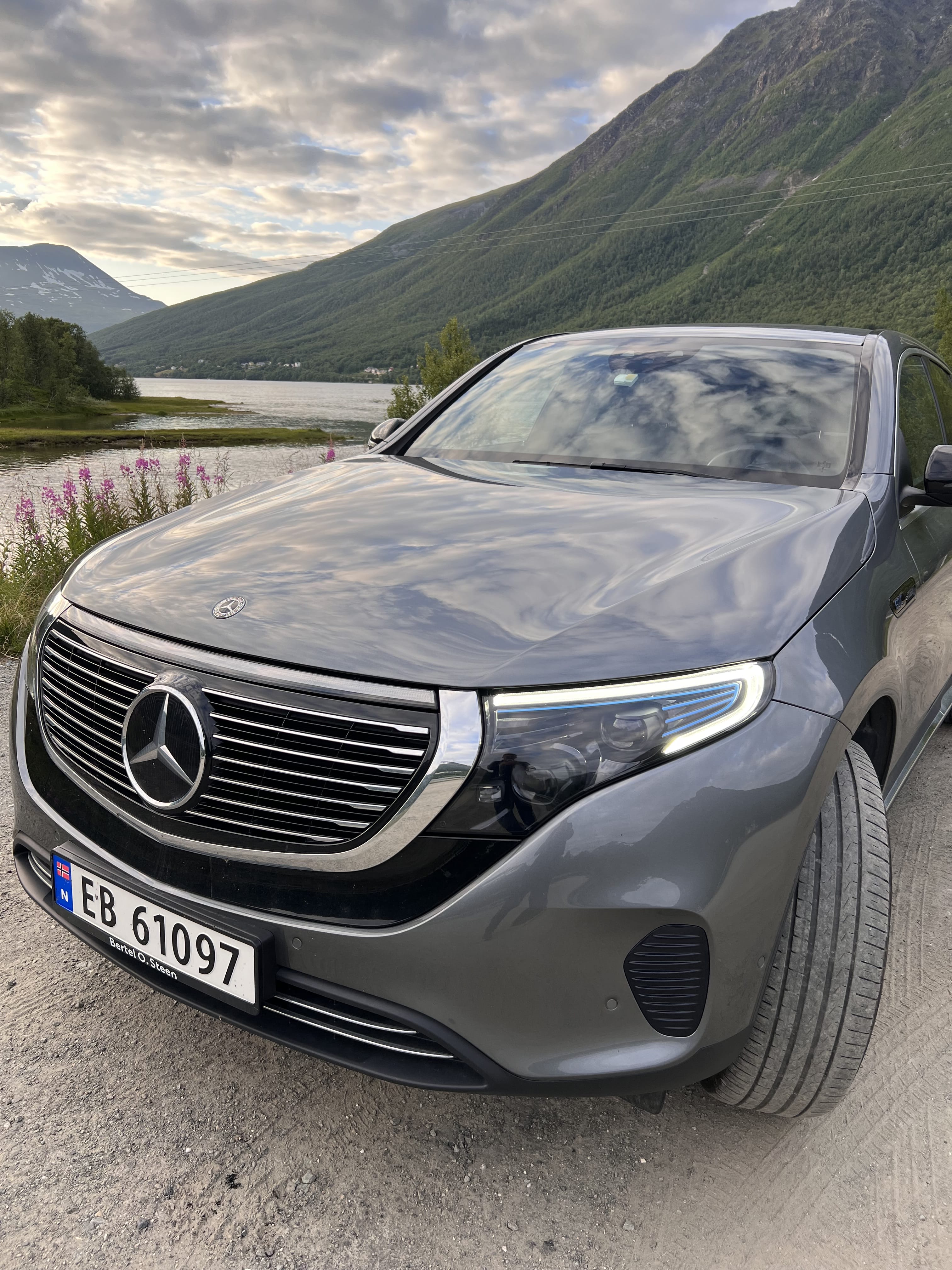 Mercedes-Benz EQC med Cruisekontroll
