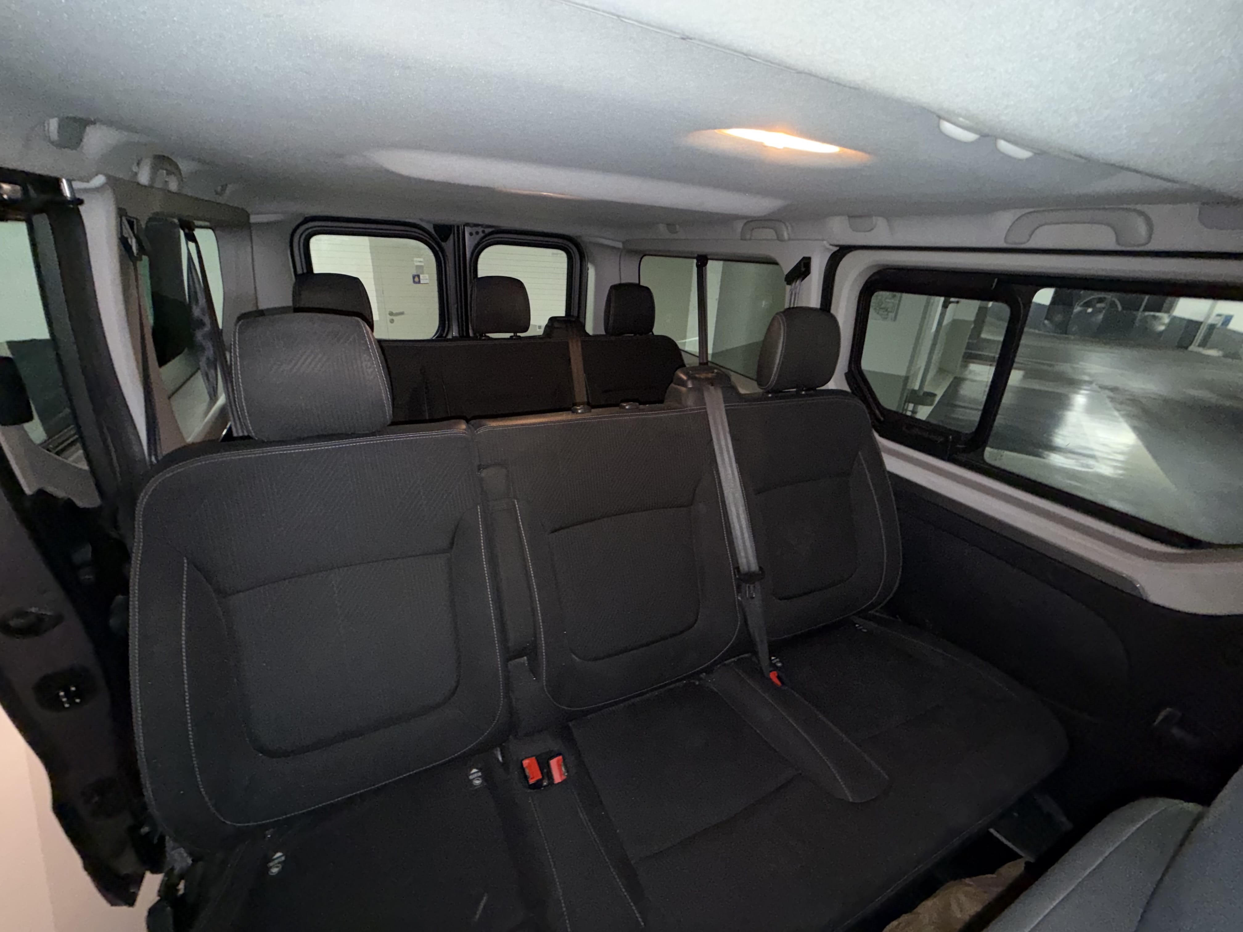 Renault Trafic Passenger met GPS