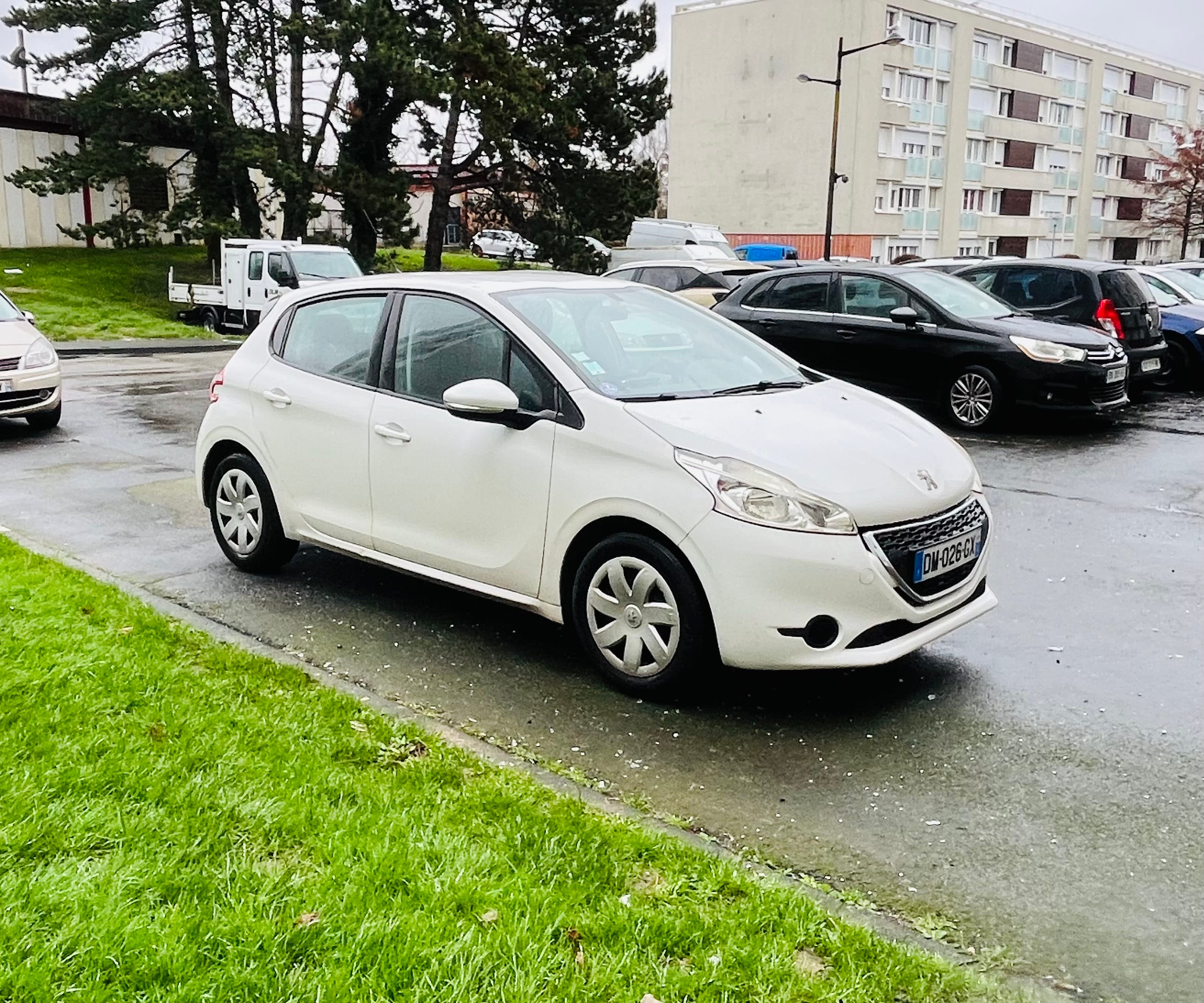 Peugeot 208 avec Siège bébé