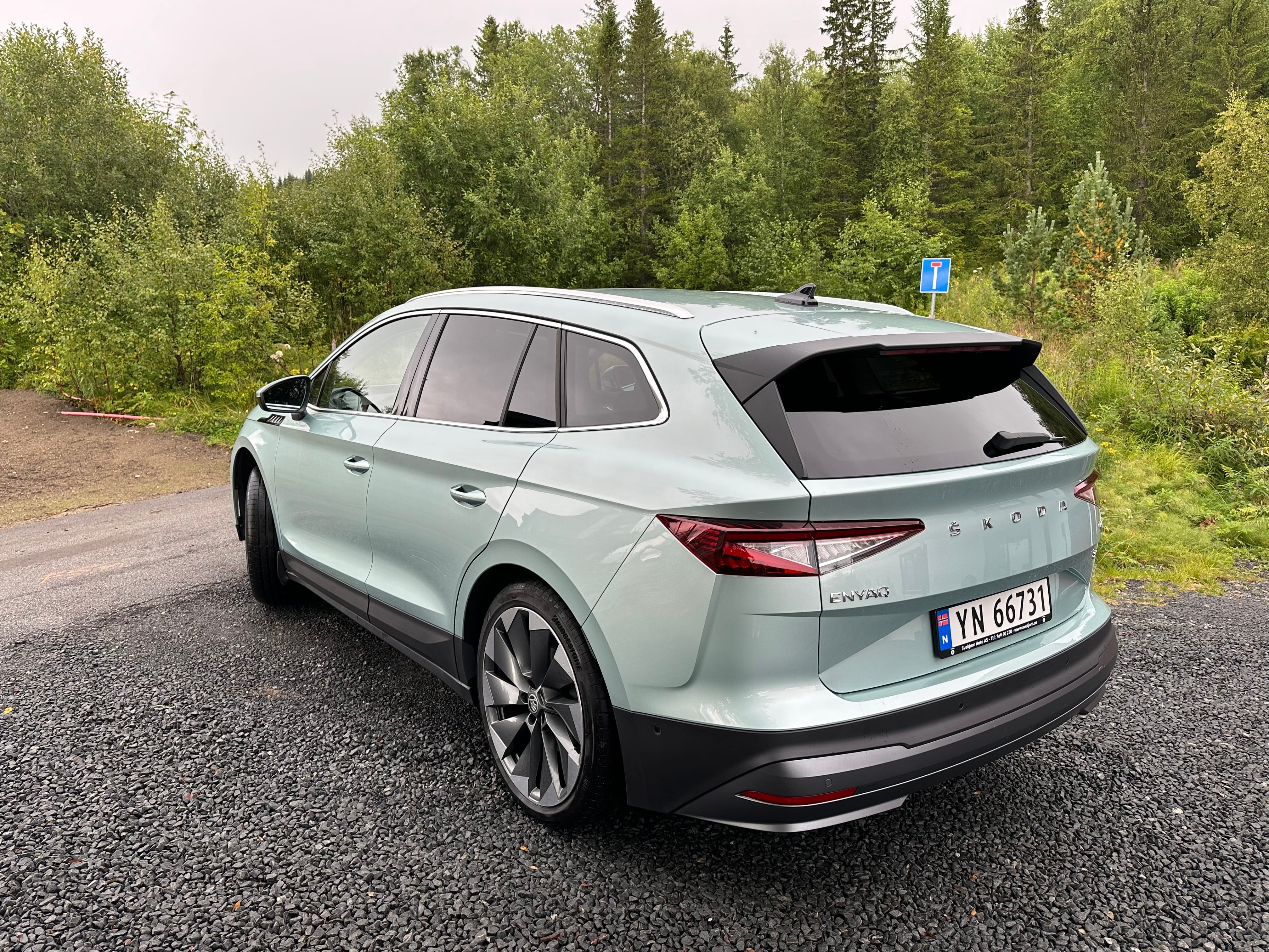 Skoda Enyaq 80 med Aircondition