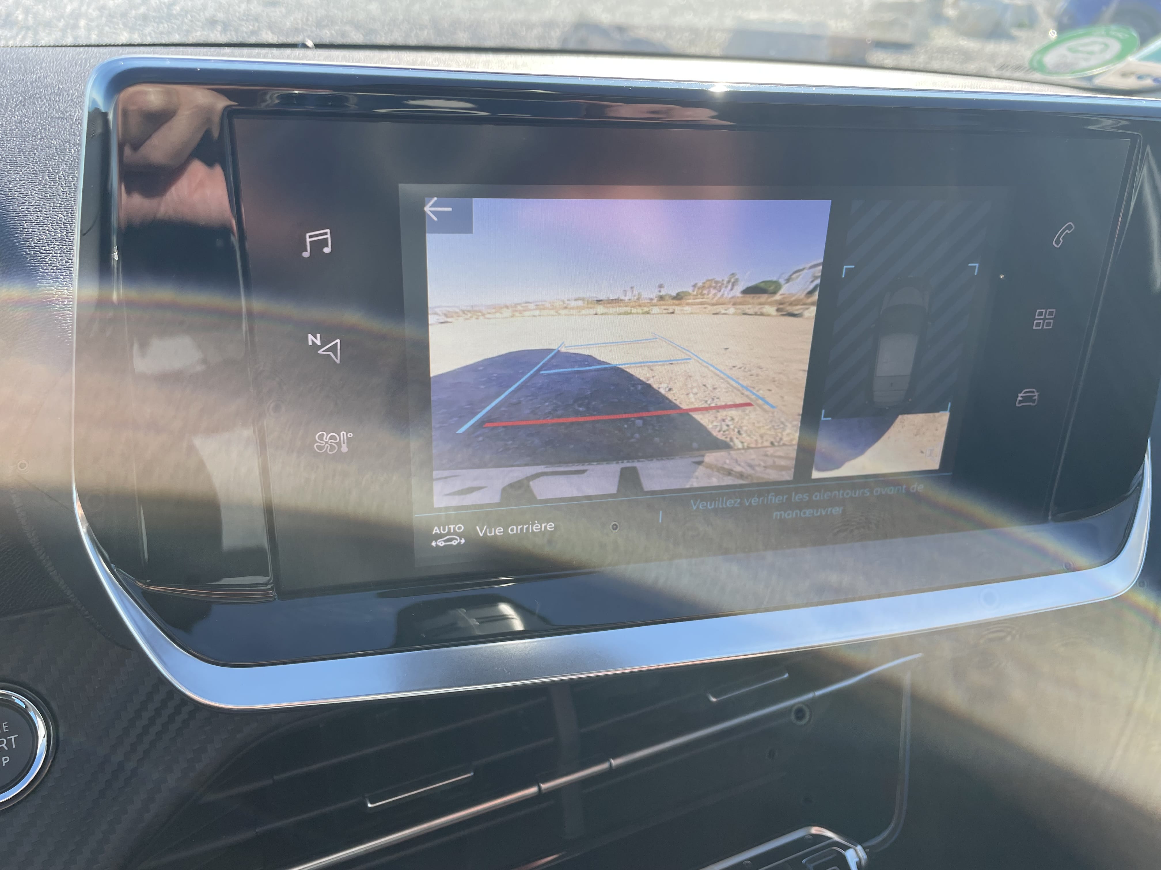 Peugeot e-208 Style avec Apple CarPlay