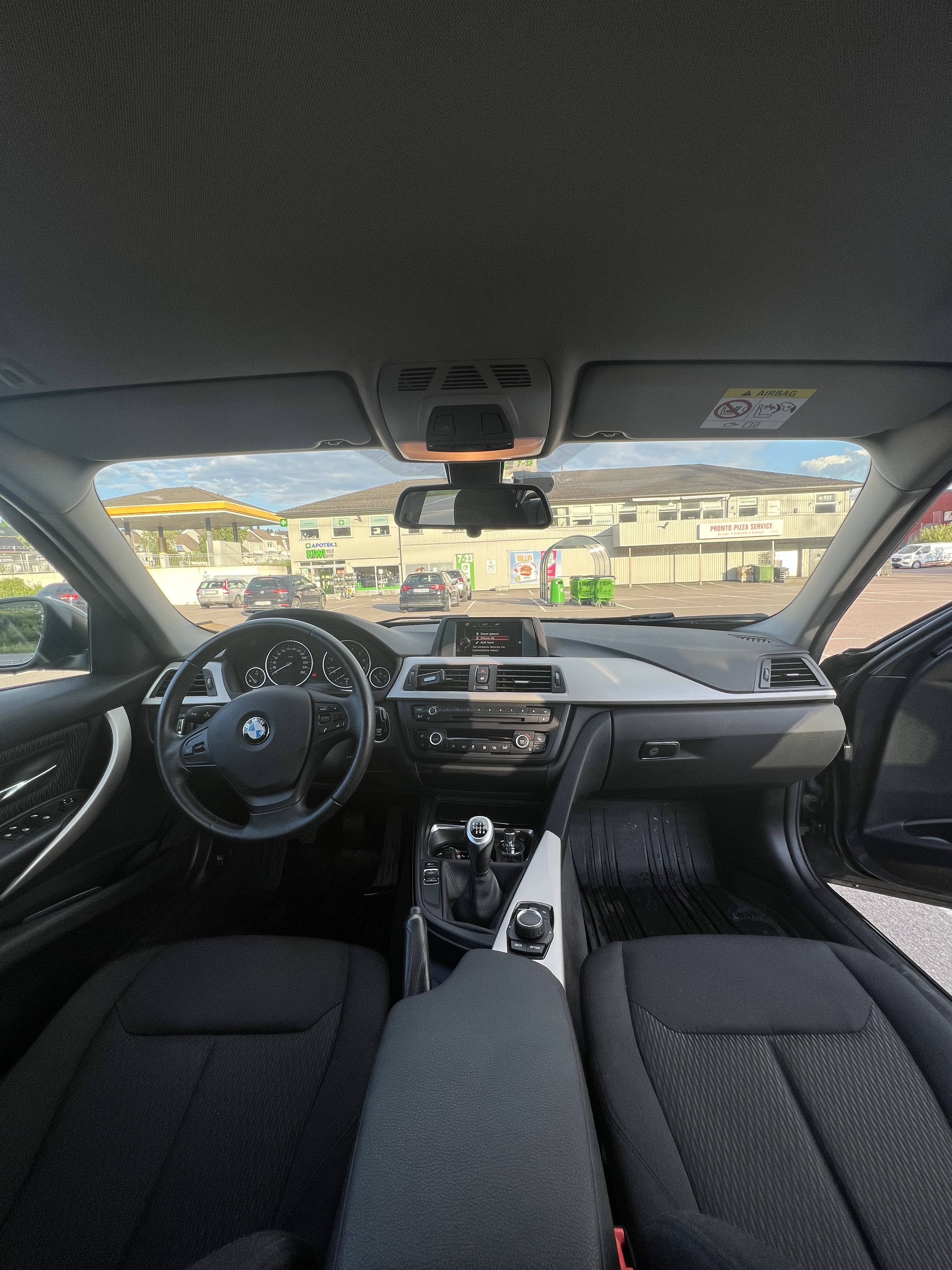 BMW 3-Serie med Babysete