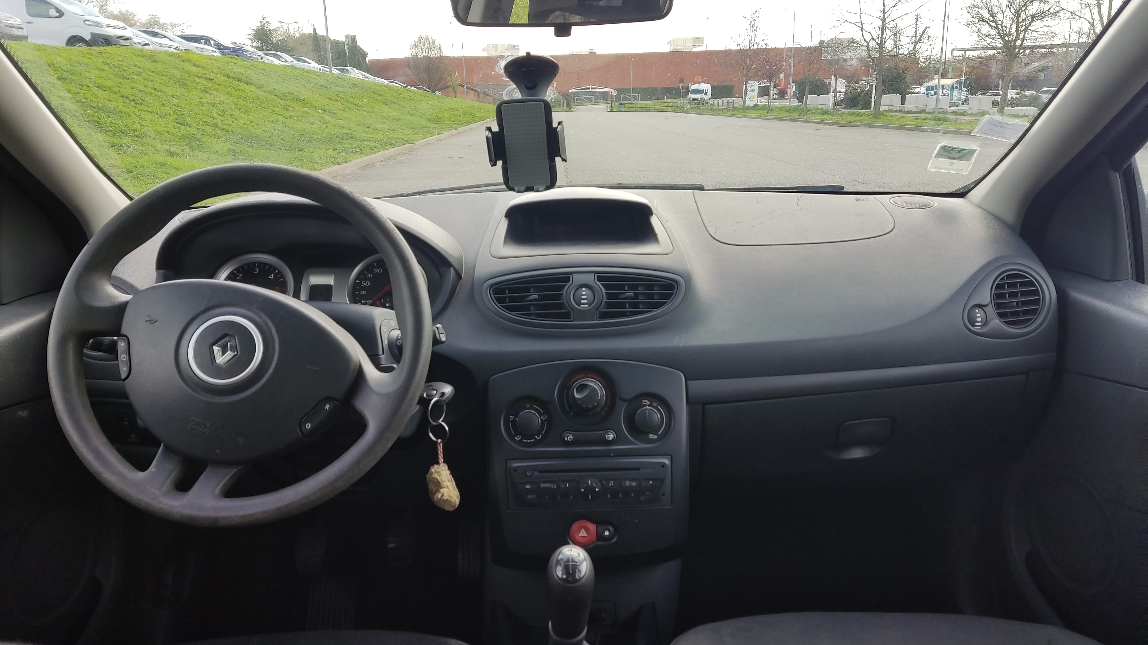 Renault Clio met Audio- / iPod-ingang