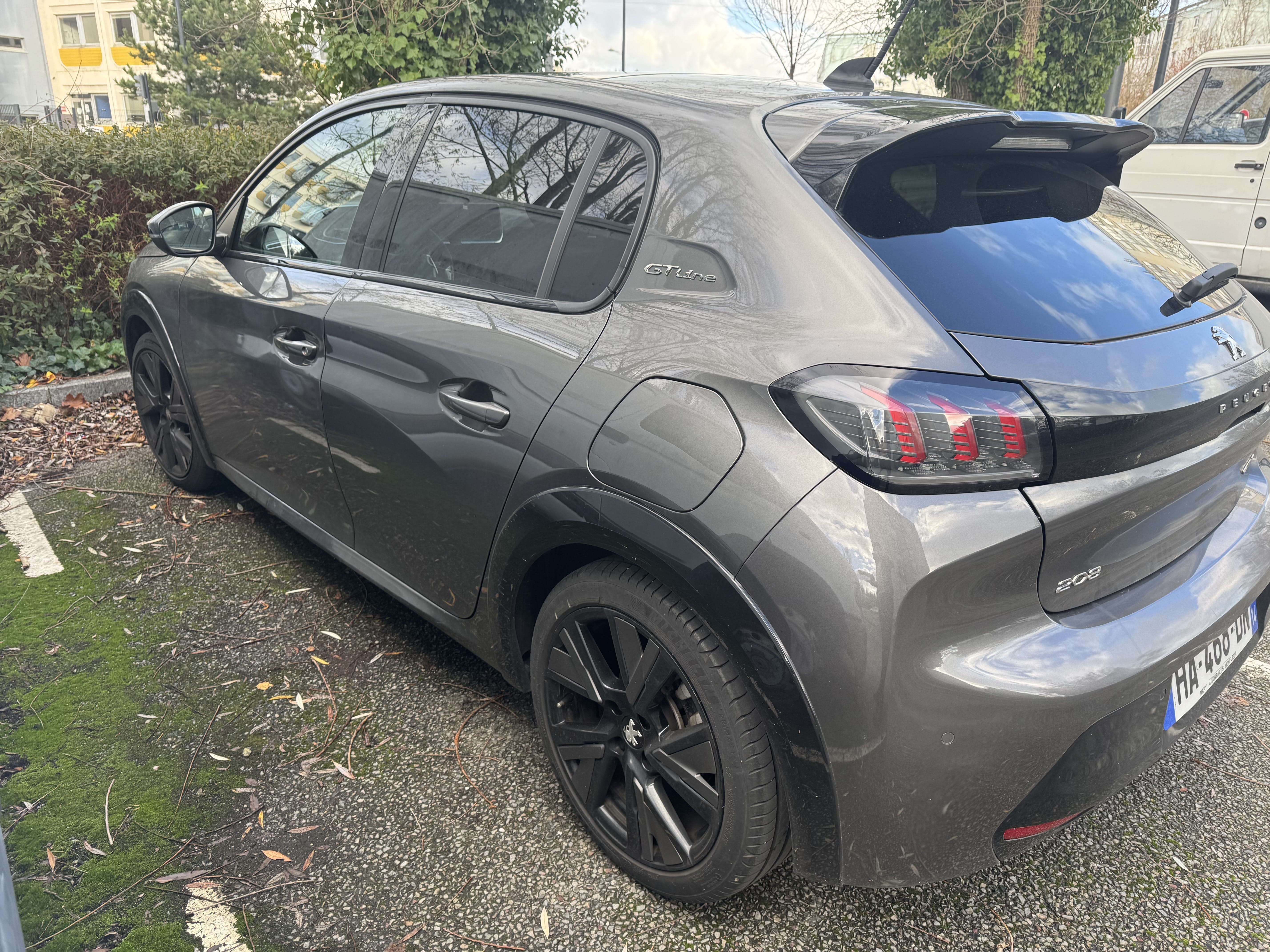 Peugeot 208 GT Line mit Klimaanlage
