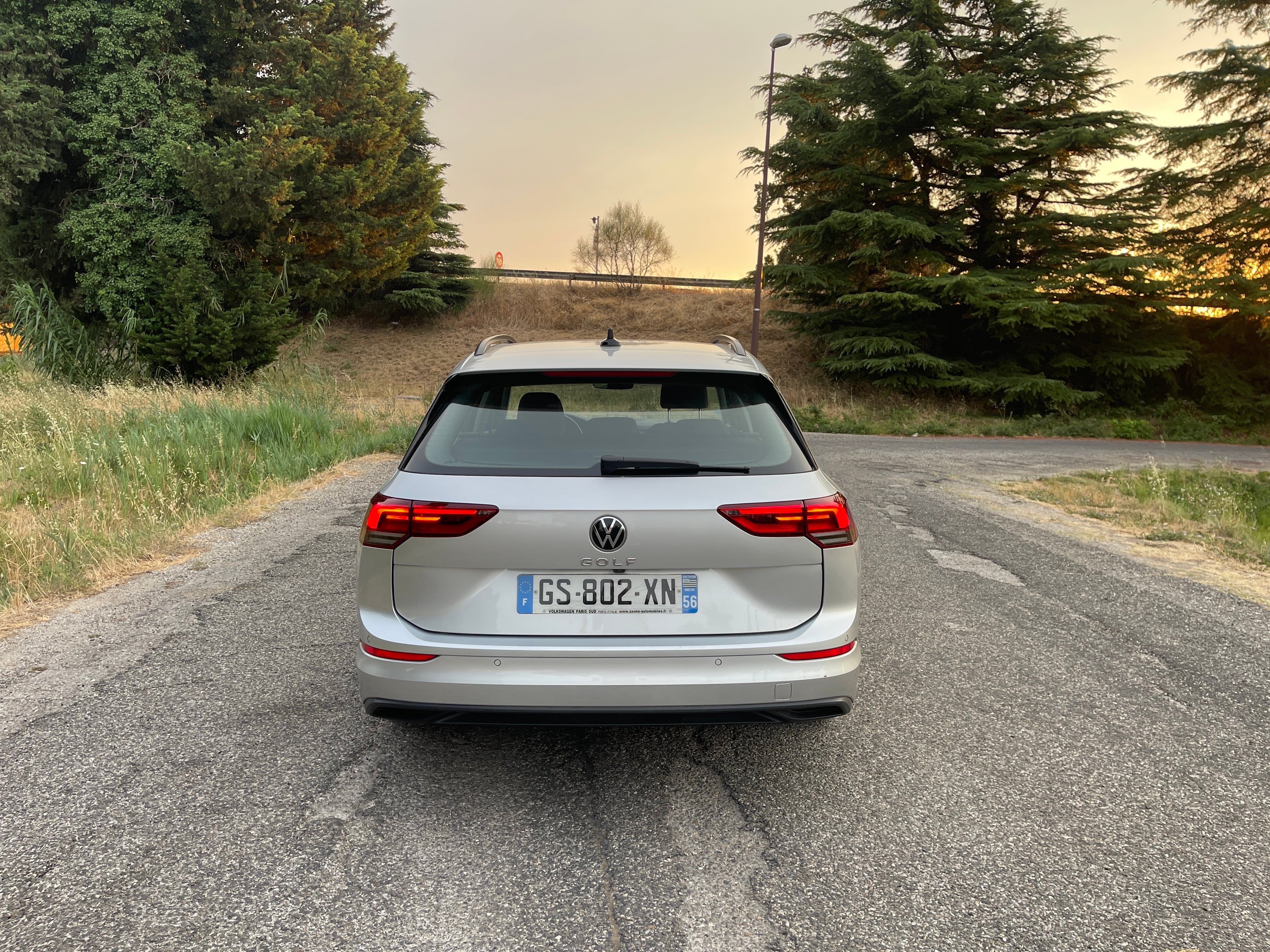 Volkswagen Golf 2.0 TDI 12/2023 with Backup camera
