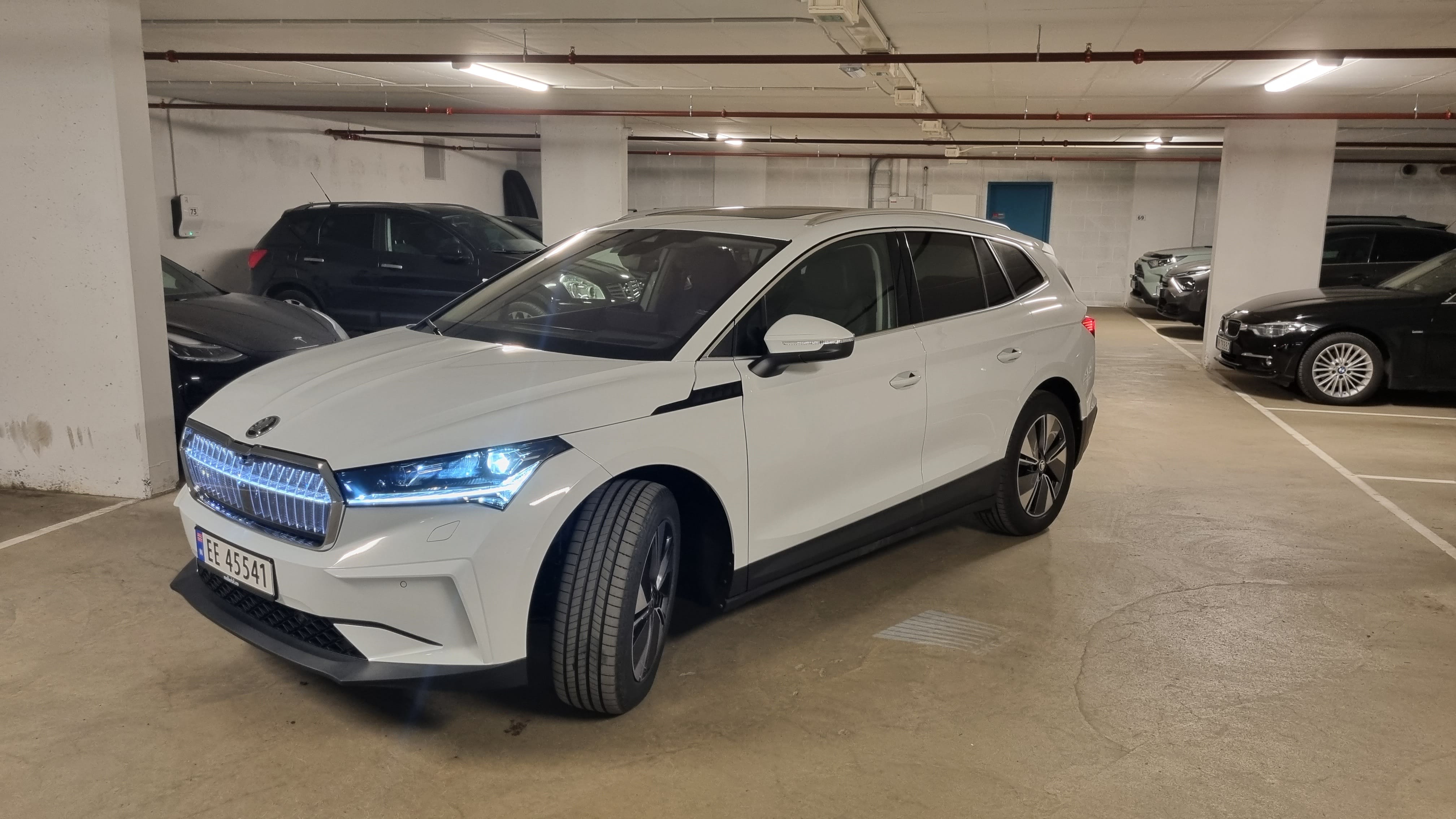 Skoda Enyaq 80x Quattro med Aircondition