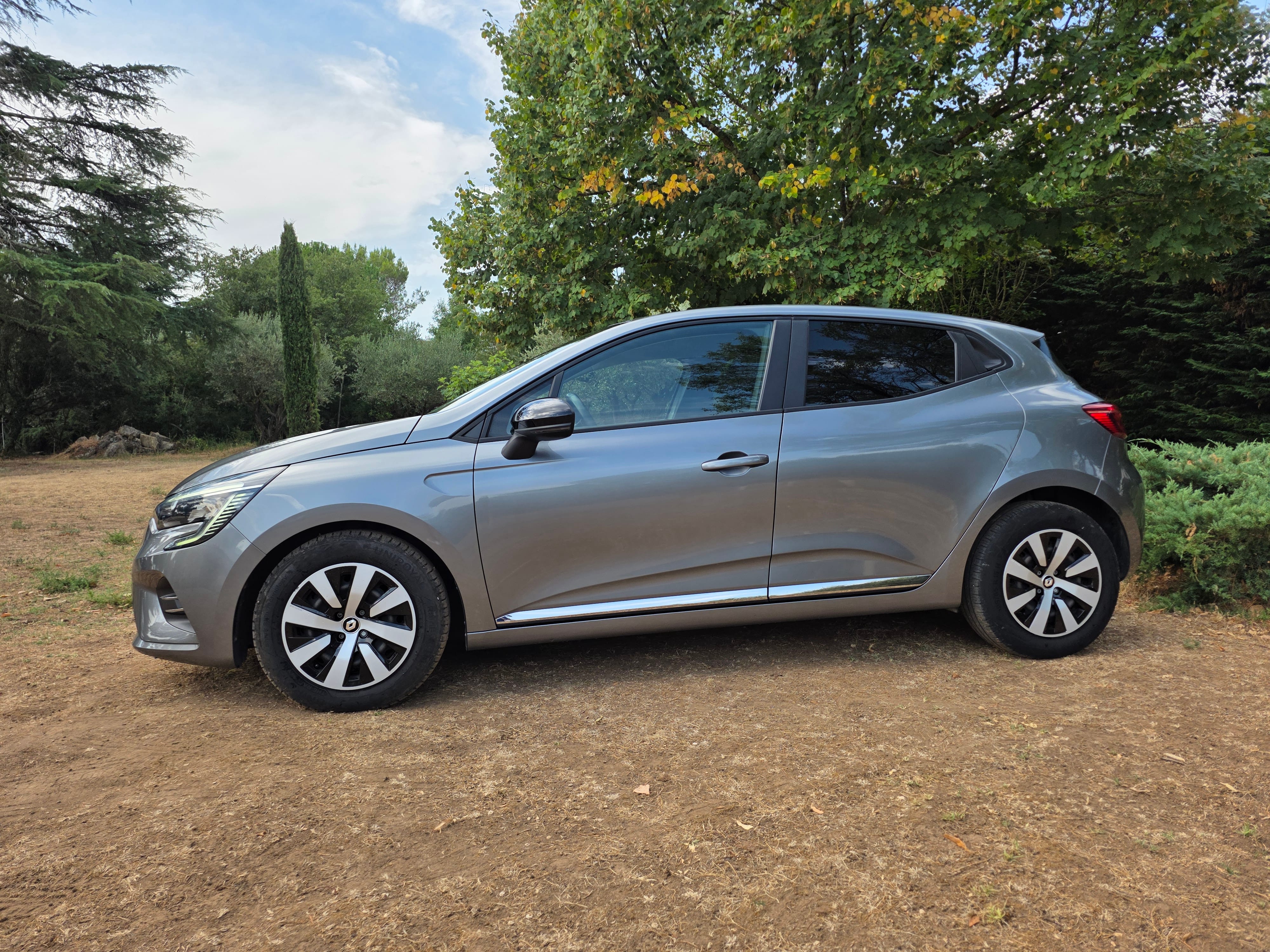 Renault Clio avec Climatisation