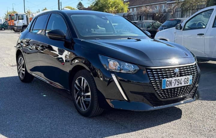 Peugeot 208, 2023, Essence 95, automatique