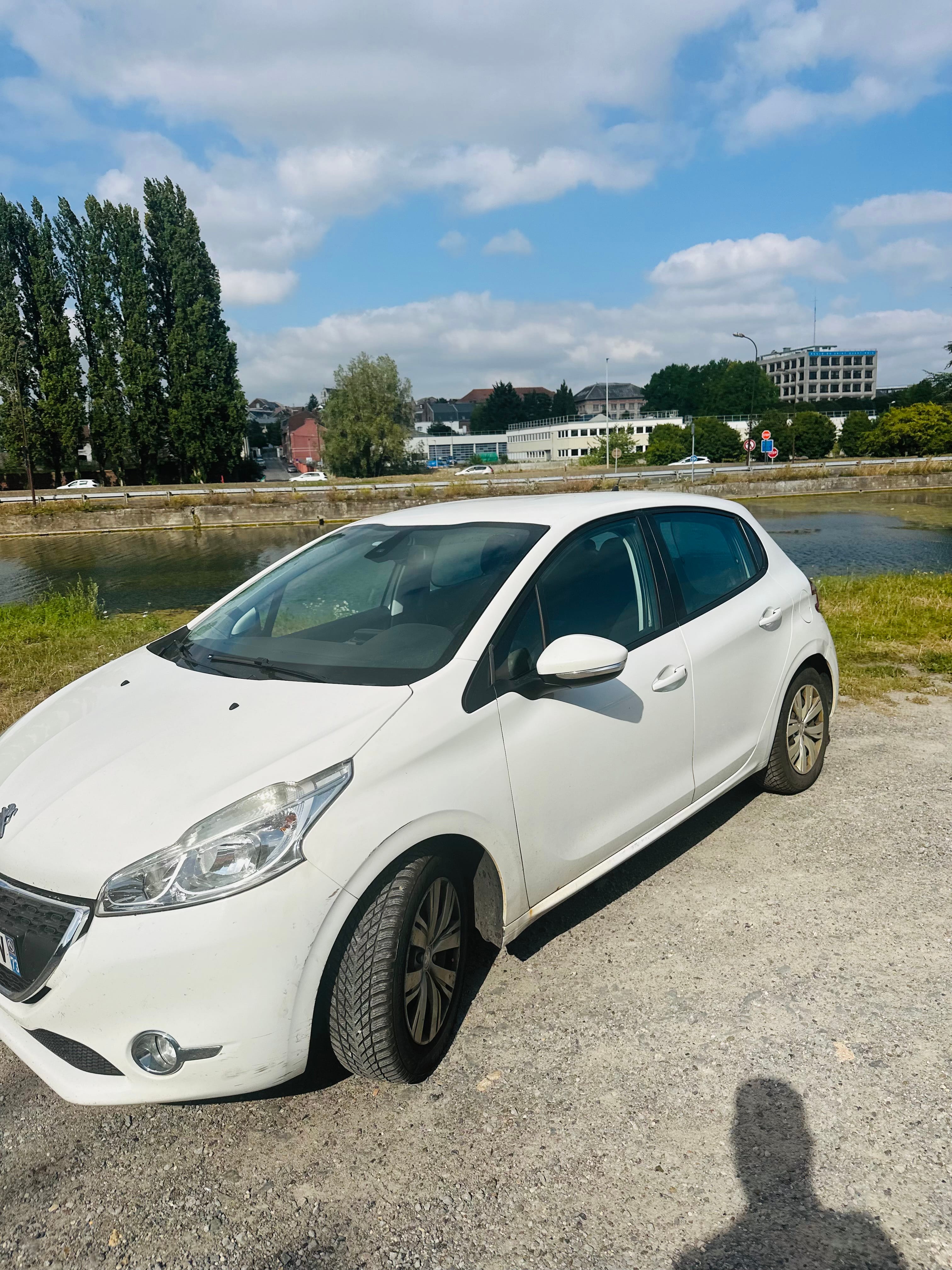 Peugeot 208 avec Climatisation