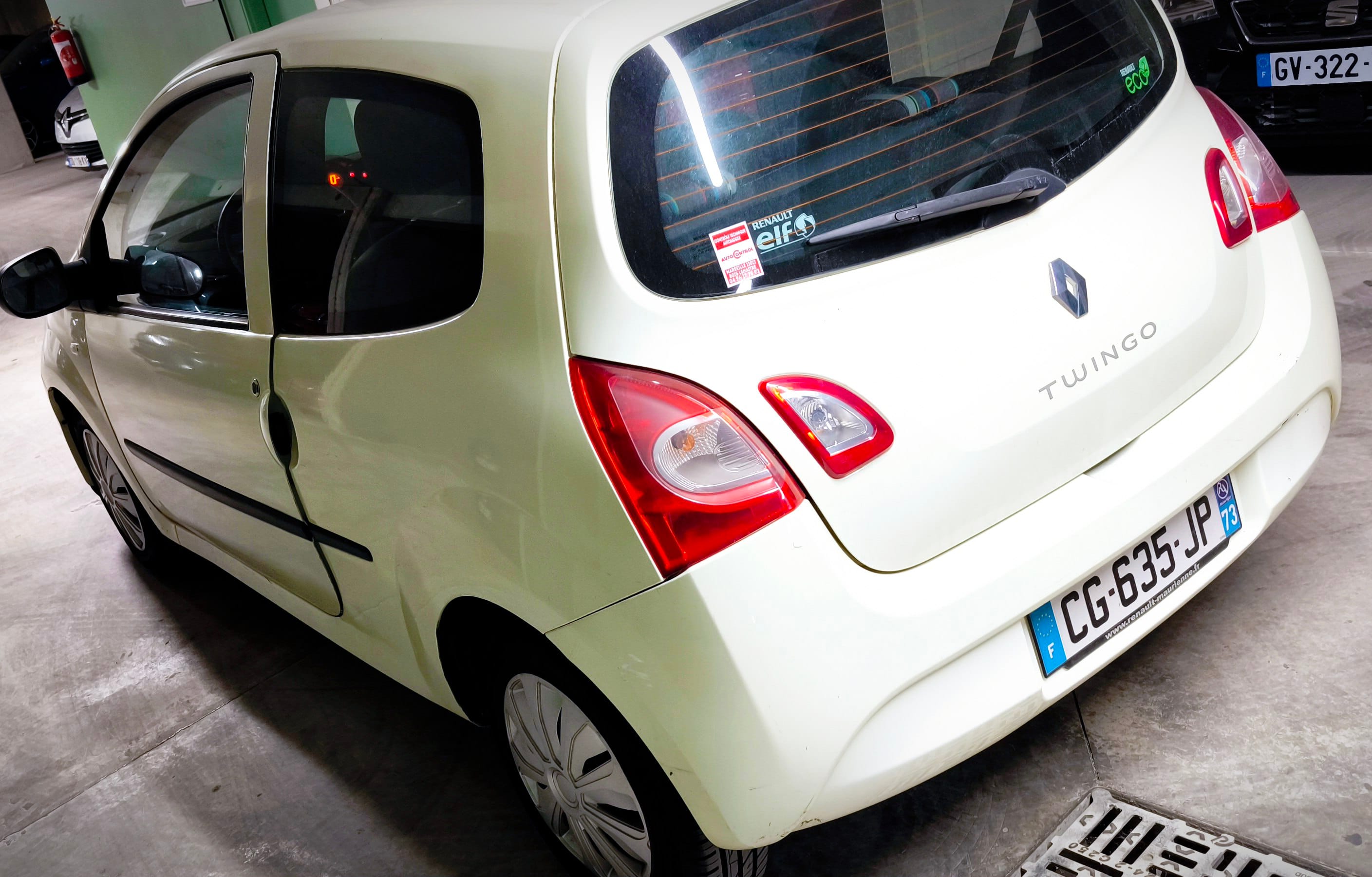Renault Twingo II 1.2 essence avec Audio Bluetooth