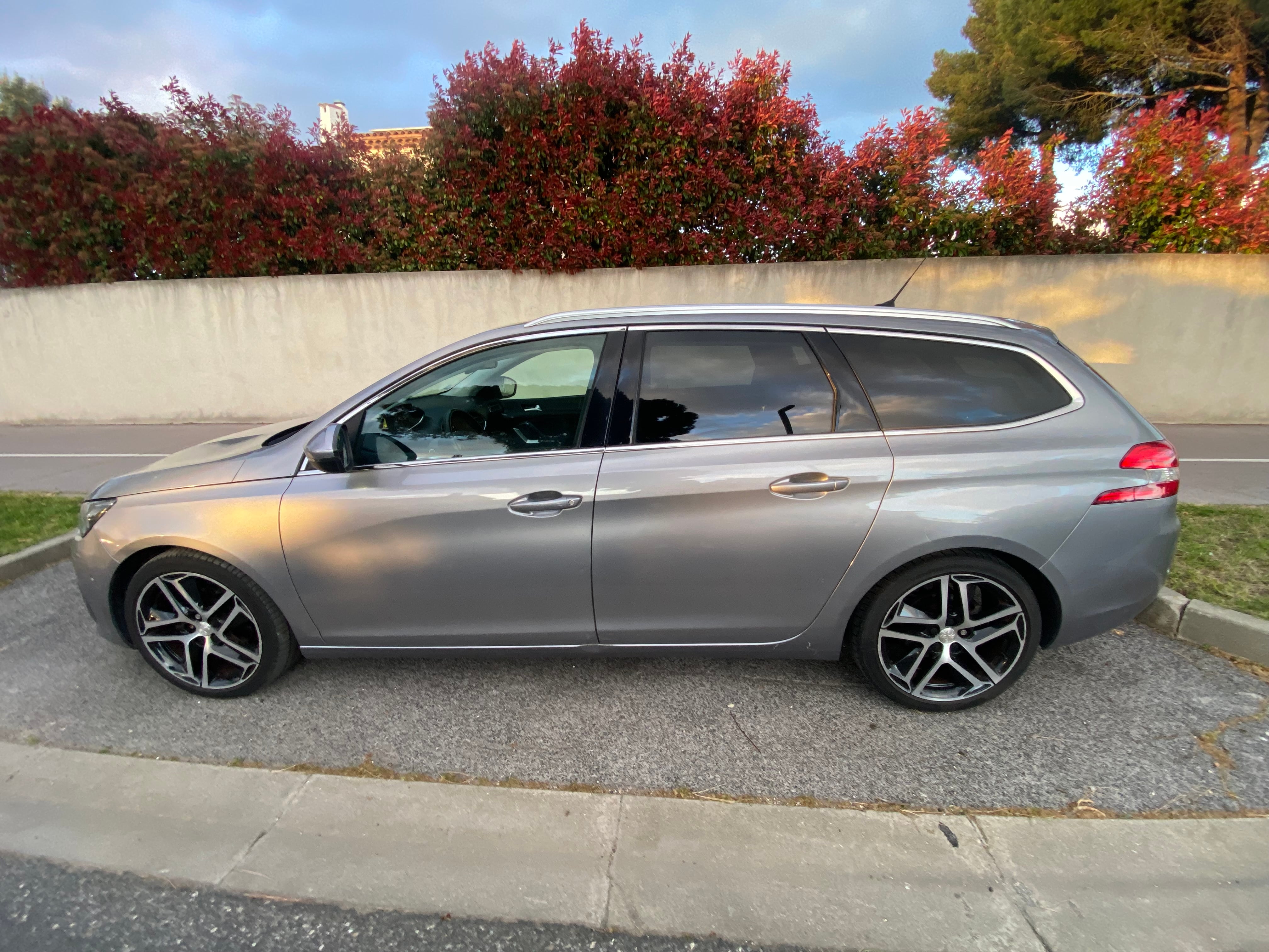 Peugeot 308 SW, 2018, Diesel, automatique