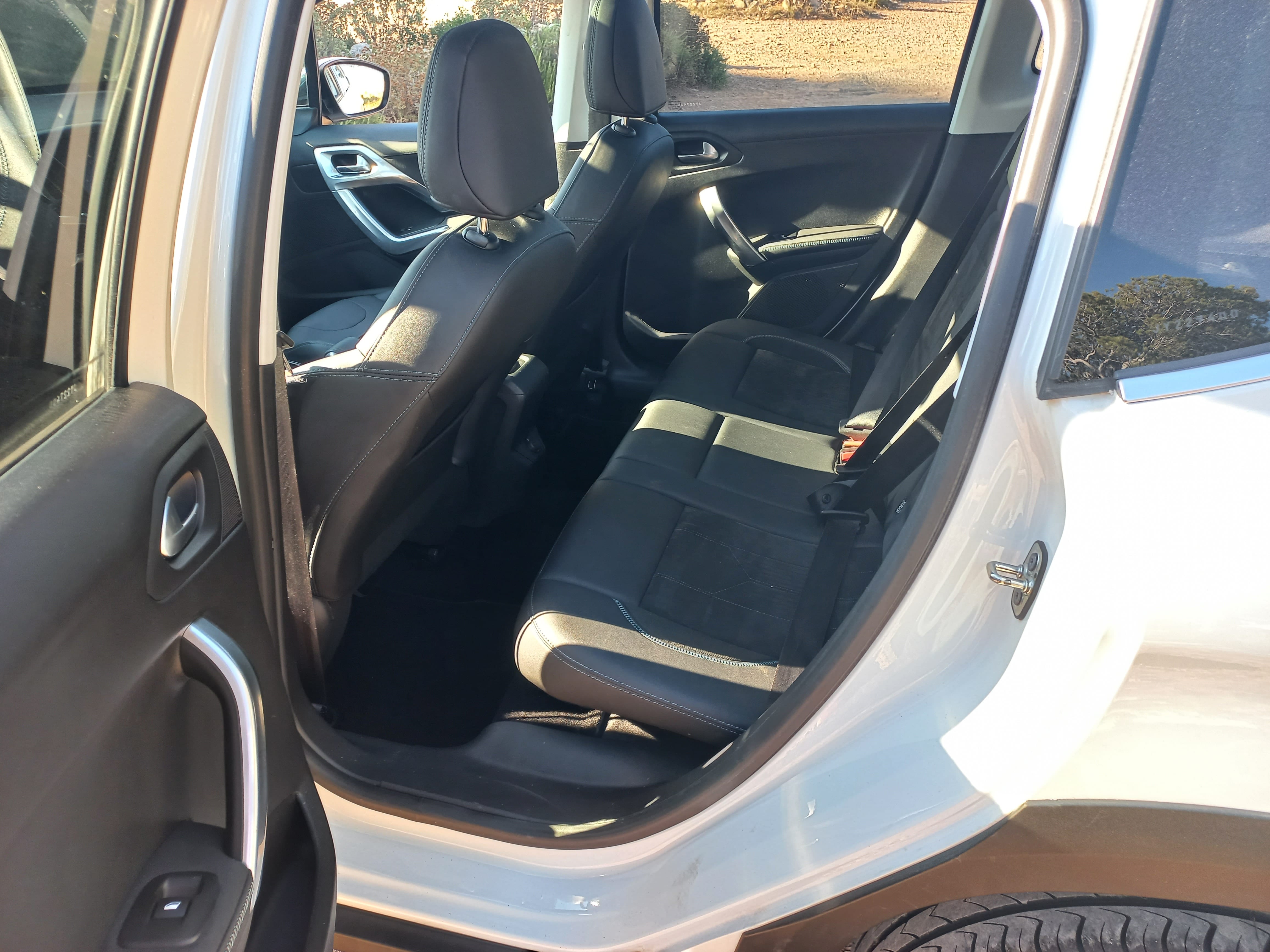 Peugeot 2008 Crossway 1.2 THP 130ch avec Audio Bluetooth