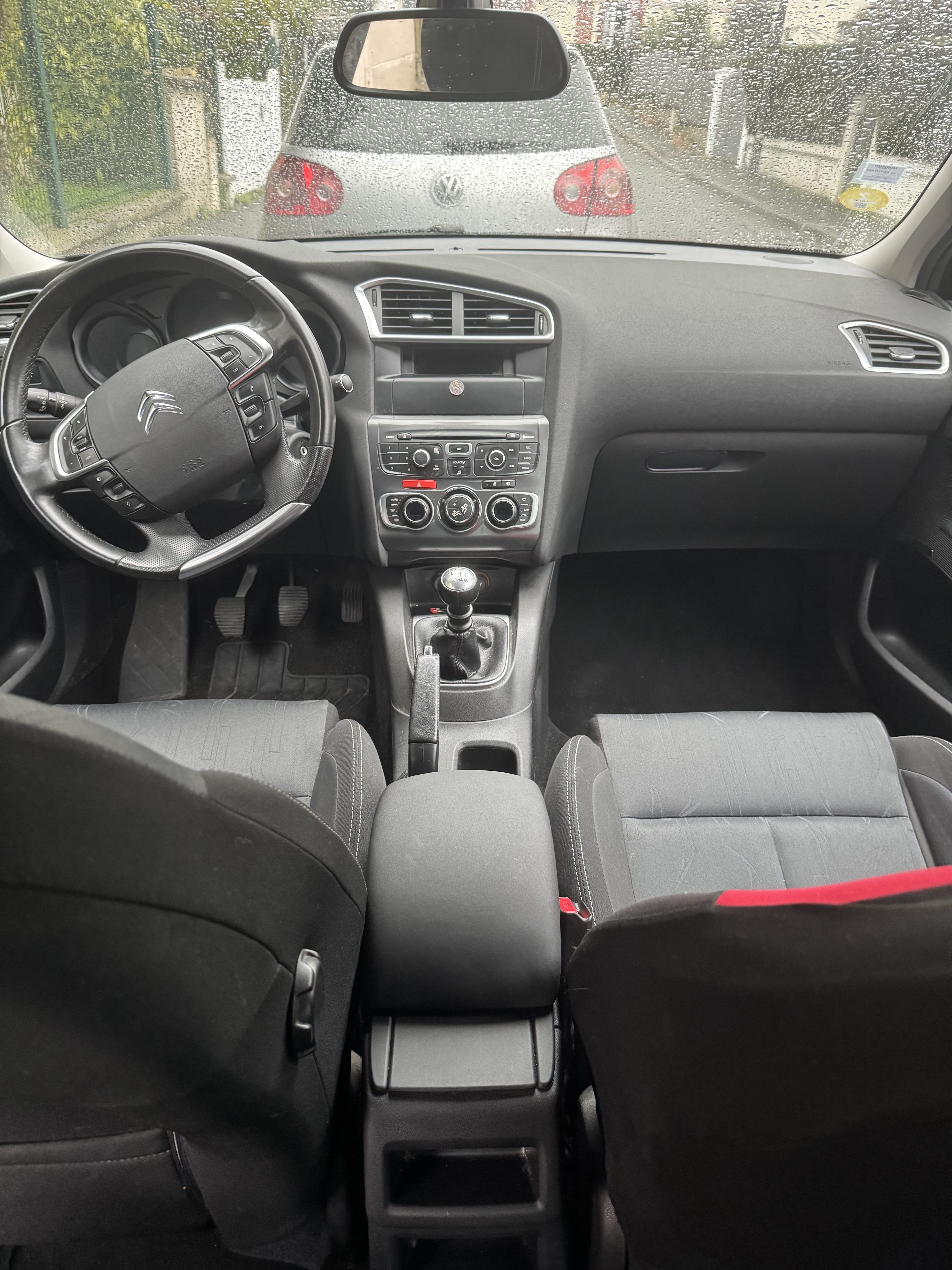 Citroen C4 avec Entrée audio / iPod