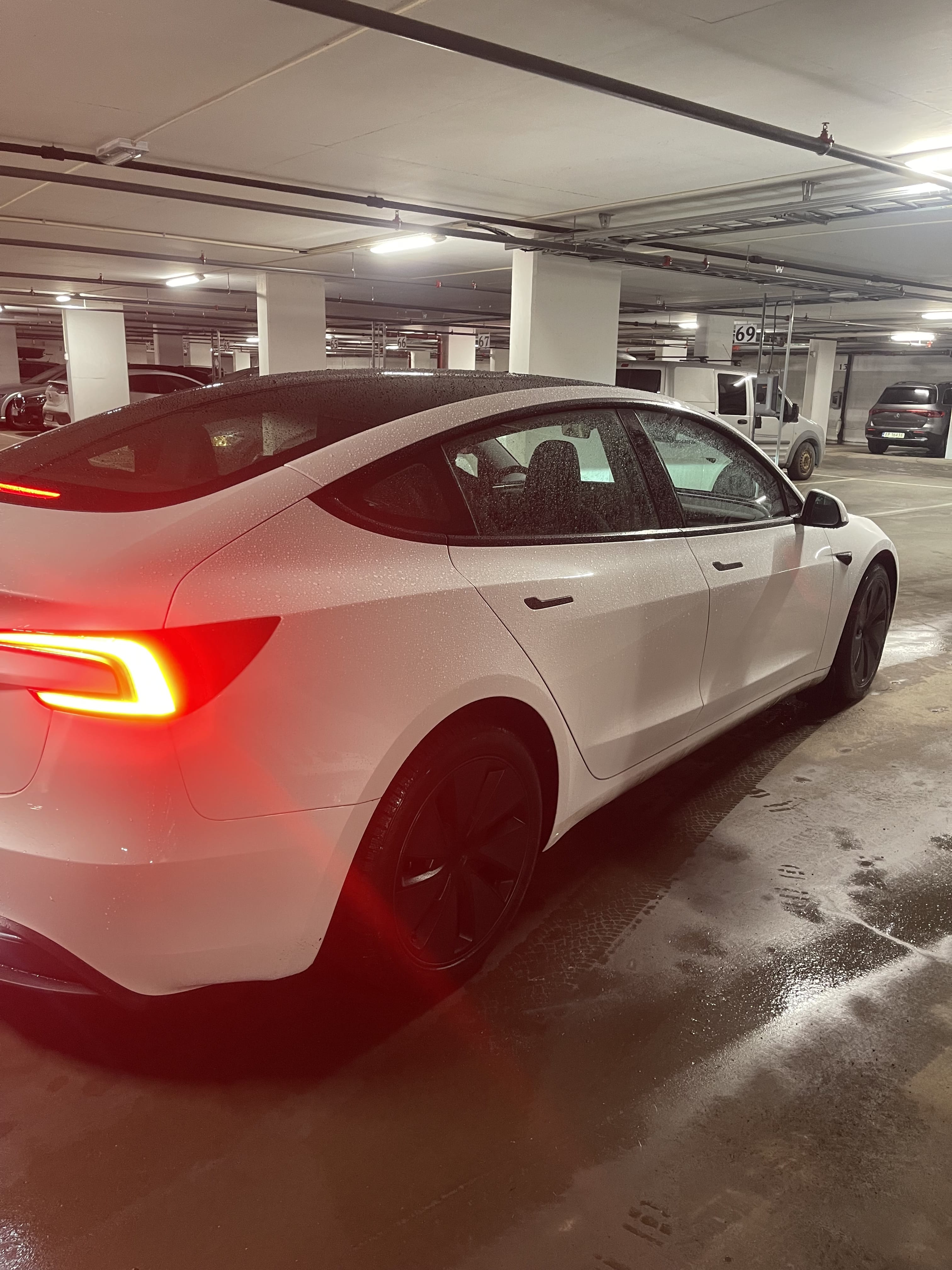 Tesla Model 3 Long Range Helt ny november 2025 med Bluetooth audio