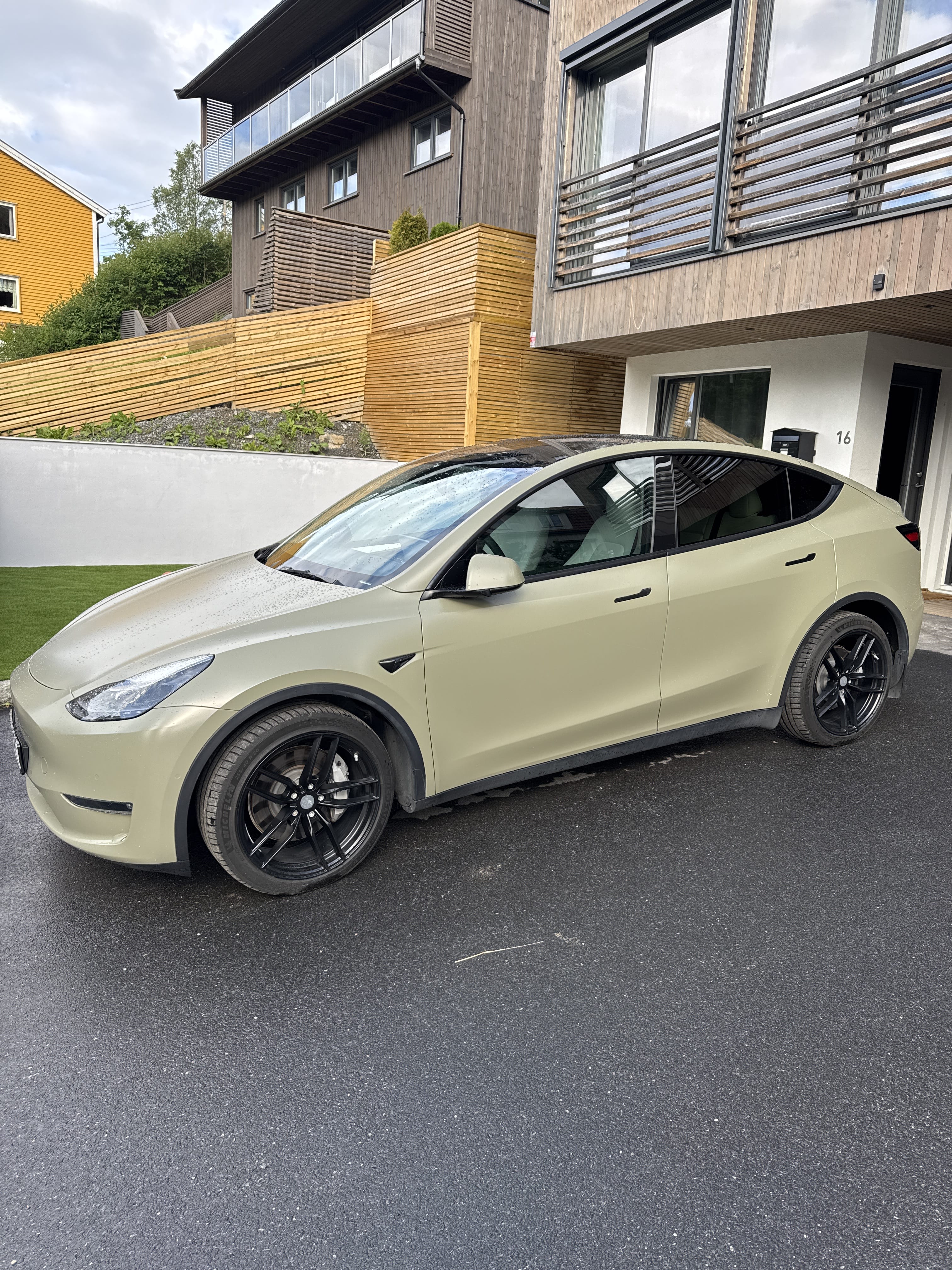 Tesla Model Y, 2021, Elektrisk, automatisk