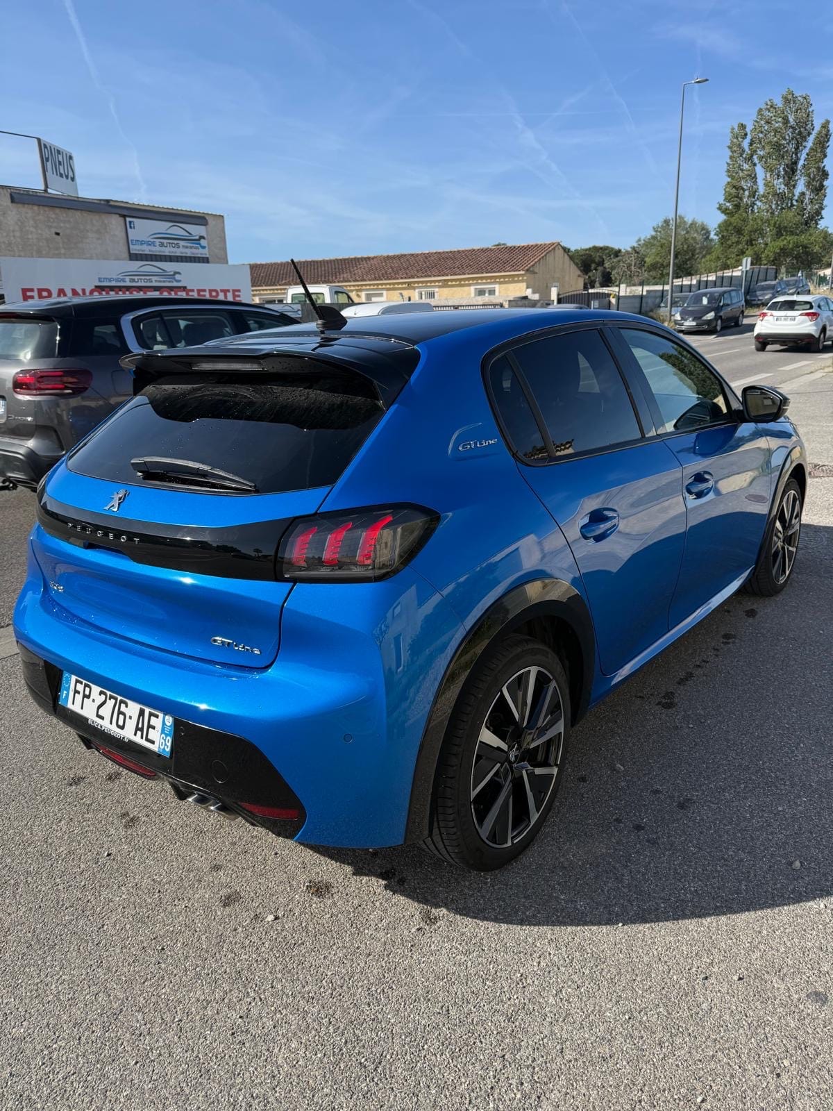 Peugeot 208 GT Line avec GPS