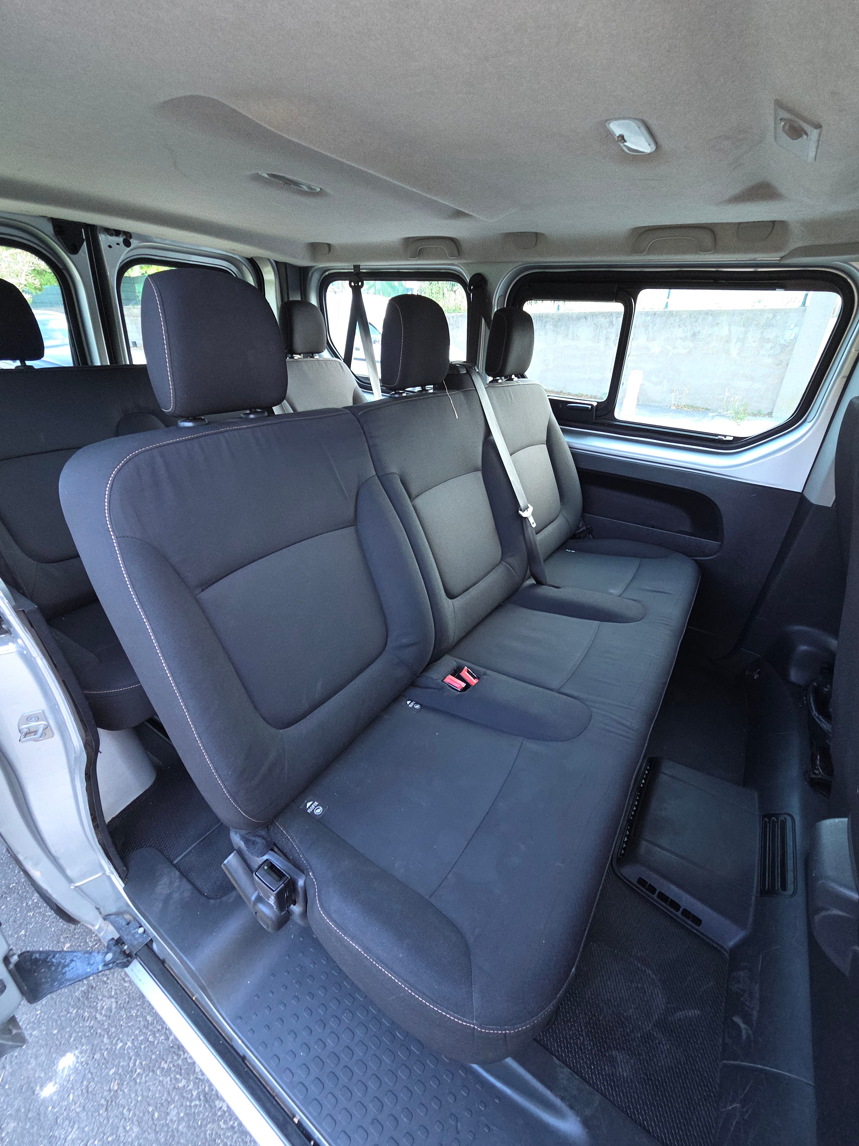 Renault Trafic Passenger avec Port USB