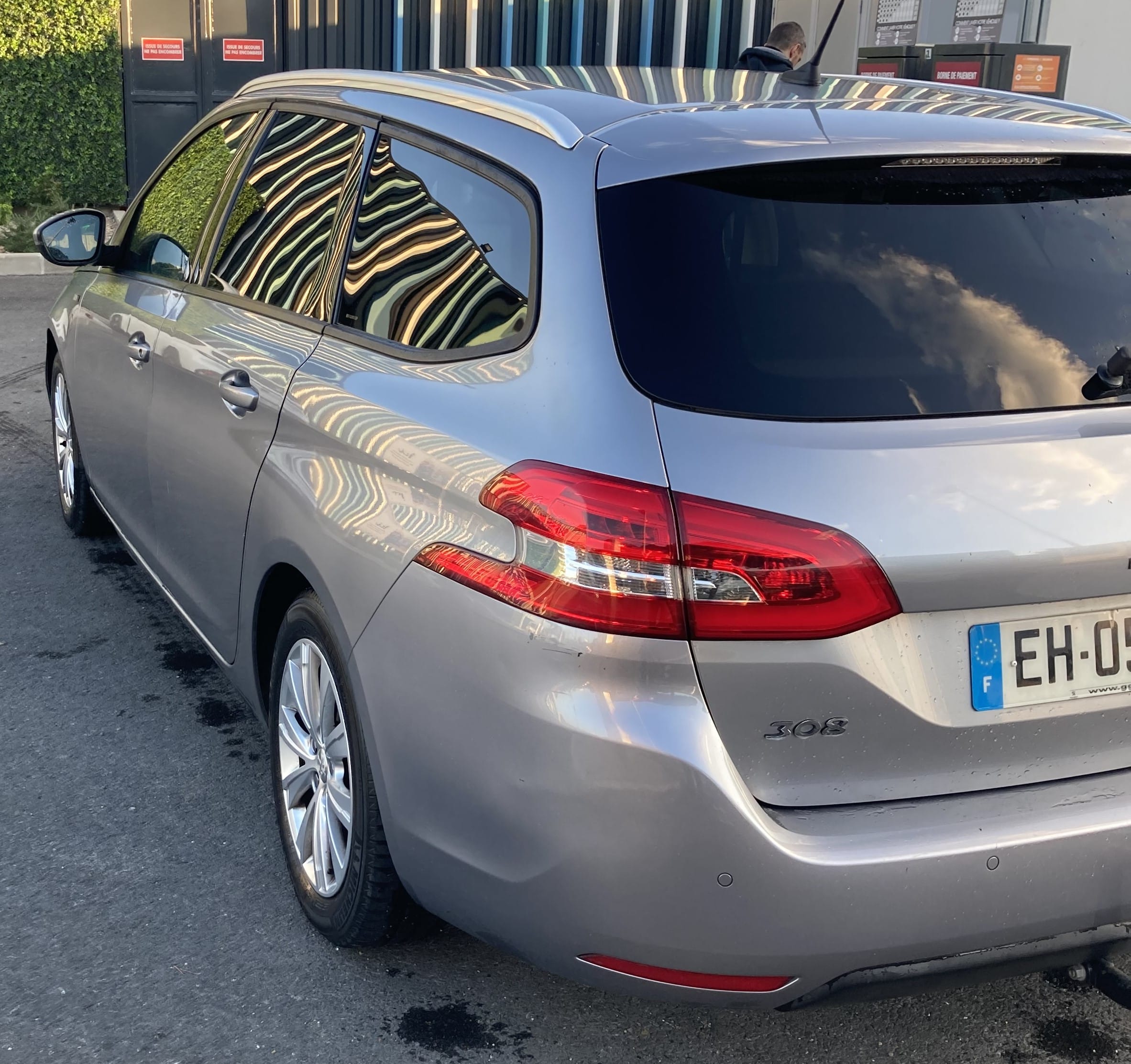 Peugeot 308 SW 1.2L avec Régulateur de vitesse