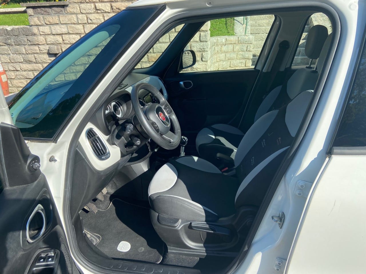 Fiat 500L avec Entrée audio / iPod