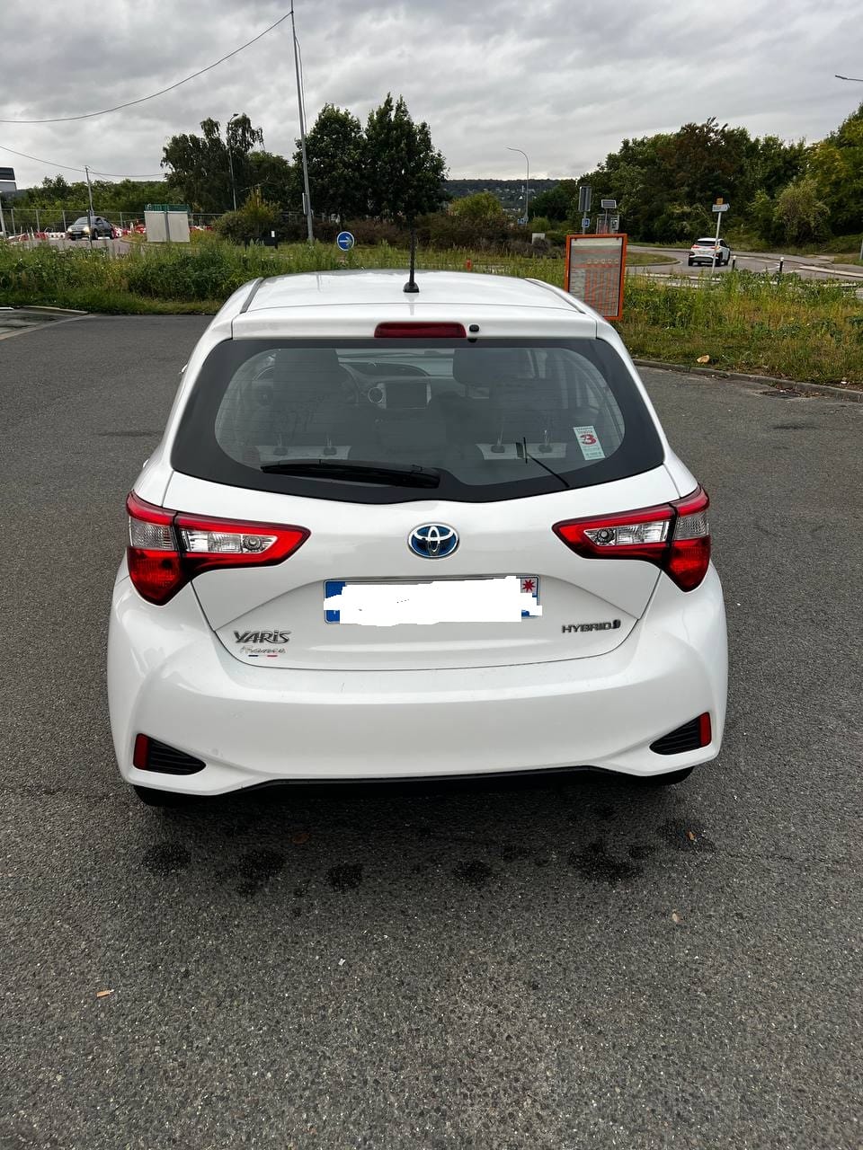 Toyota Yaris Hybride avec GPS