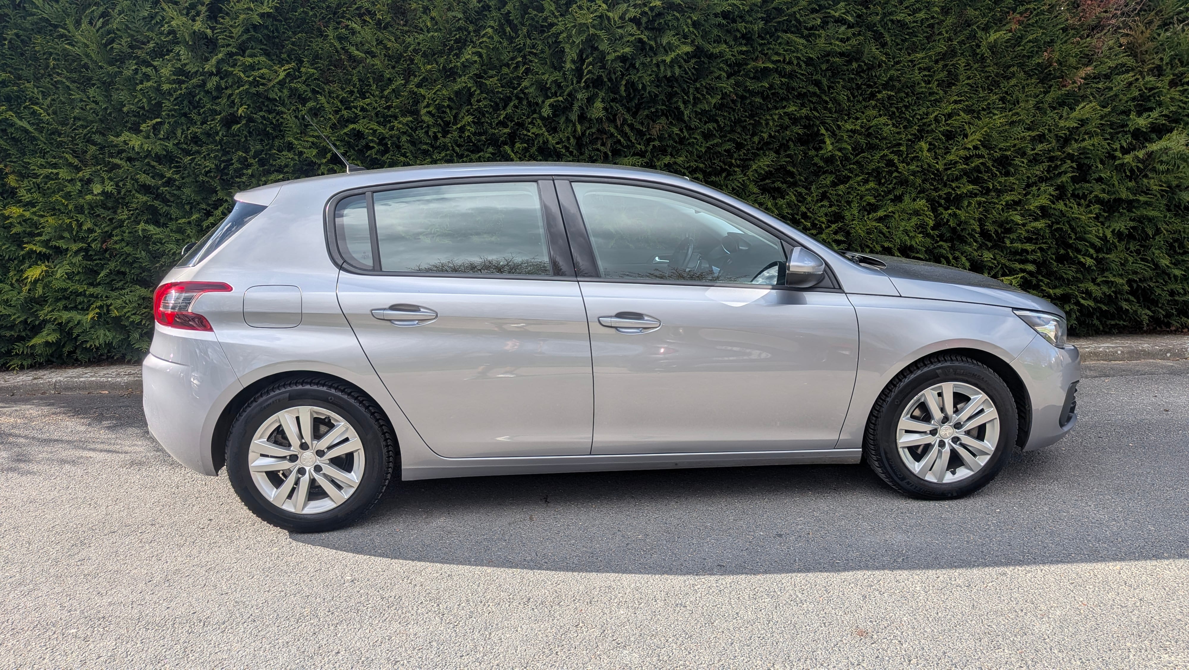Peugeot 308 avec Climatisation