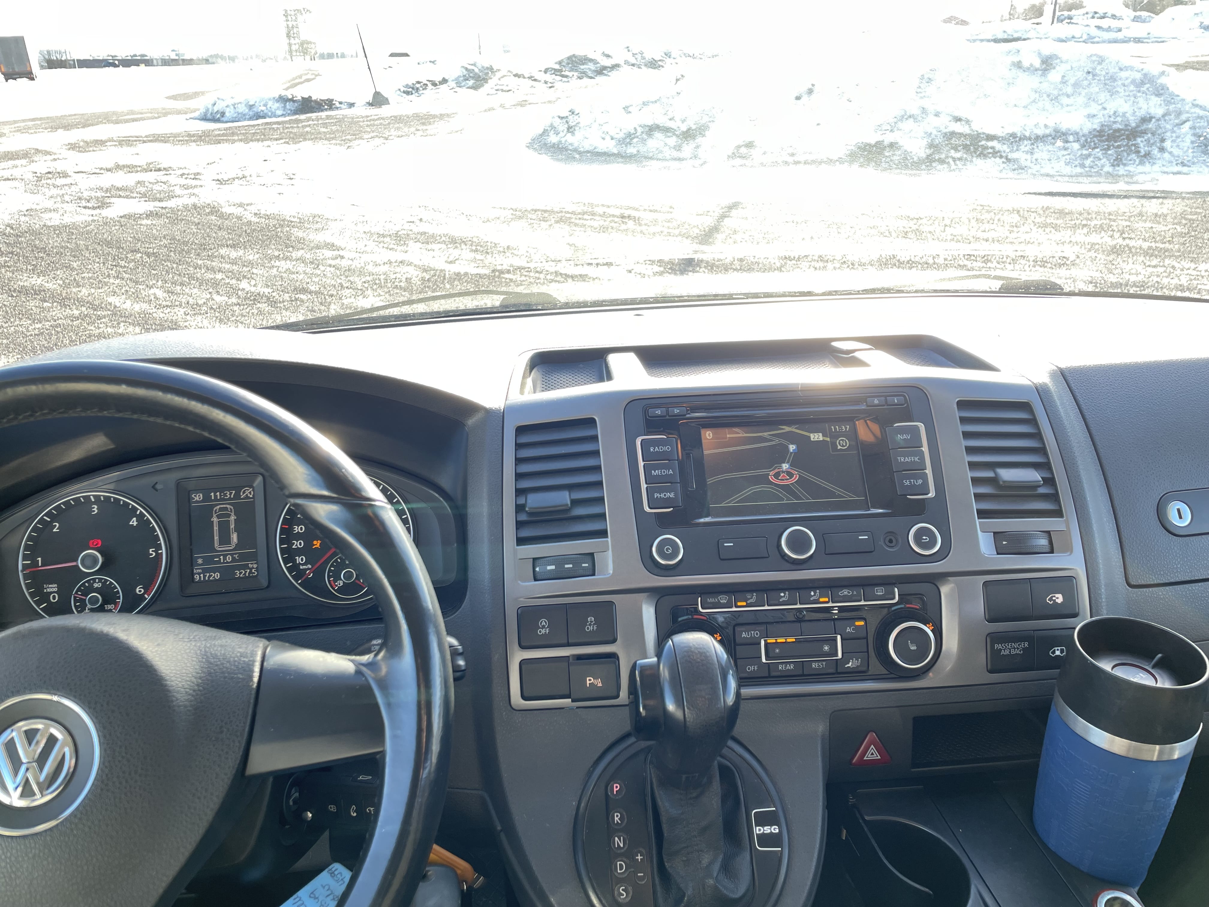 Volkswagen Caravelle 2.0 tdi with Cruise control