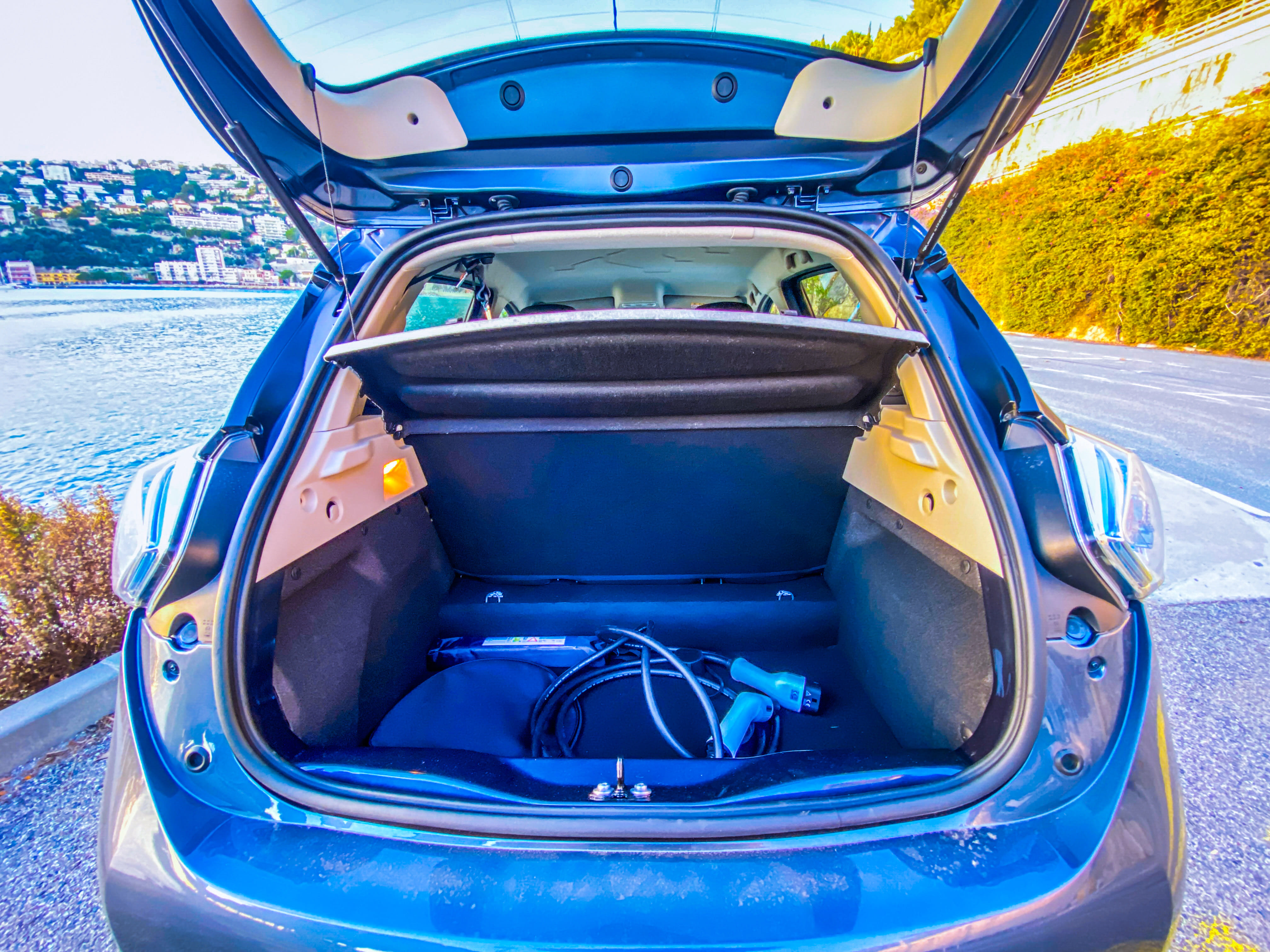 Renault ZOE 856 avec Chaines