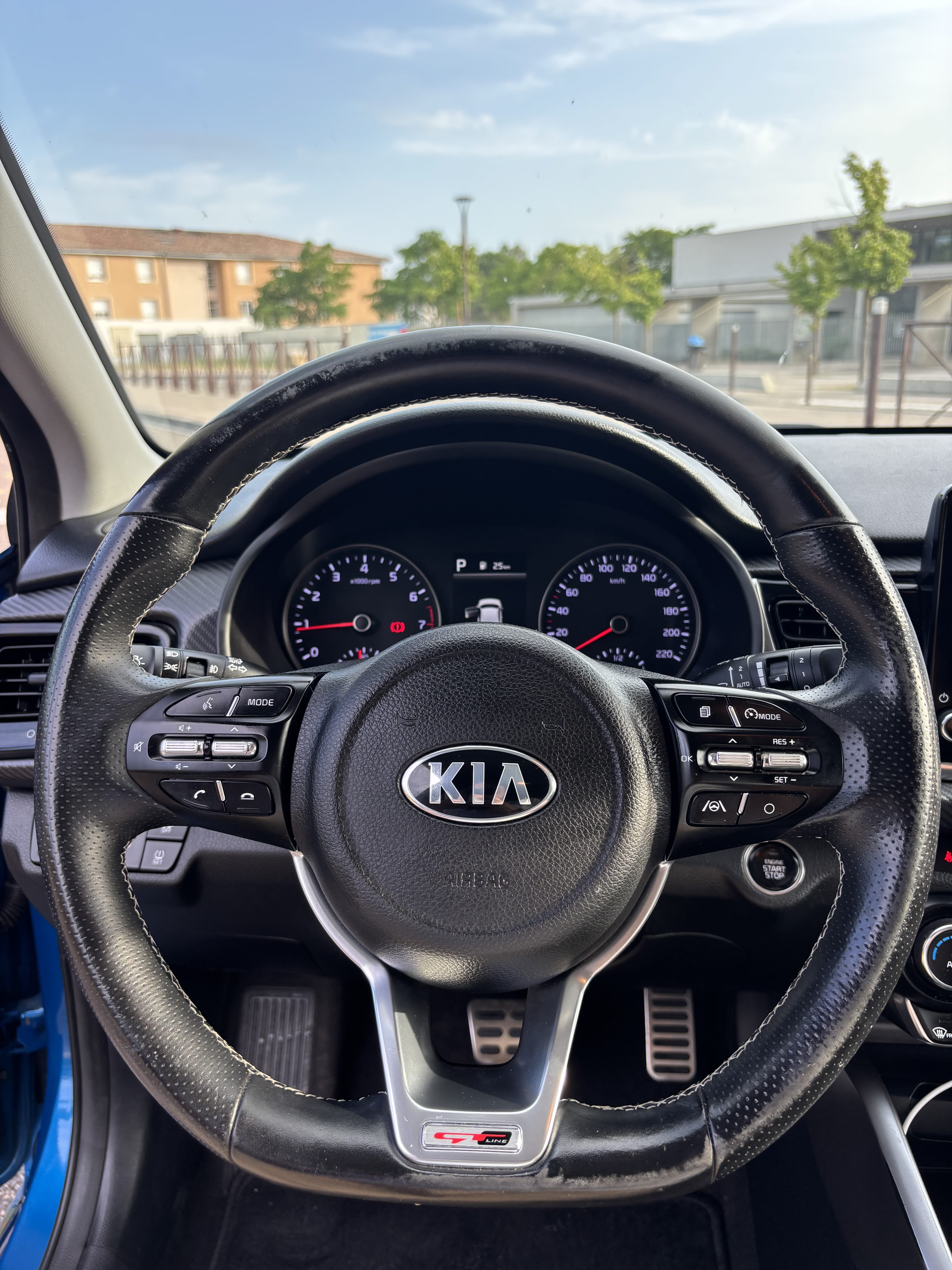 Kia Rio avec Apple CarPlay