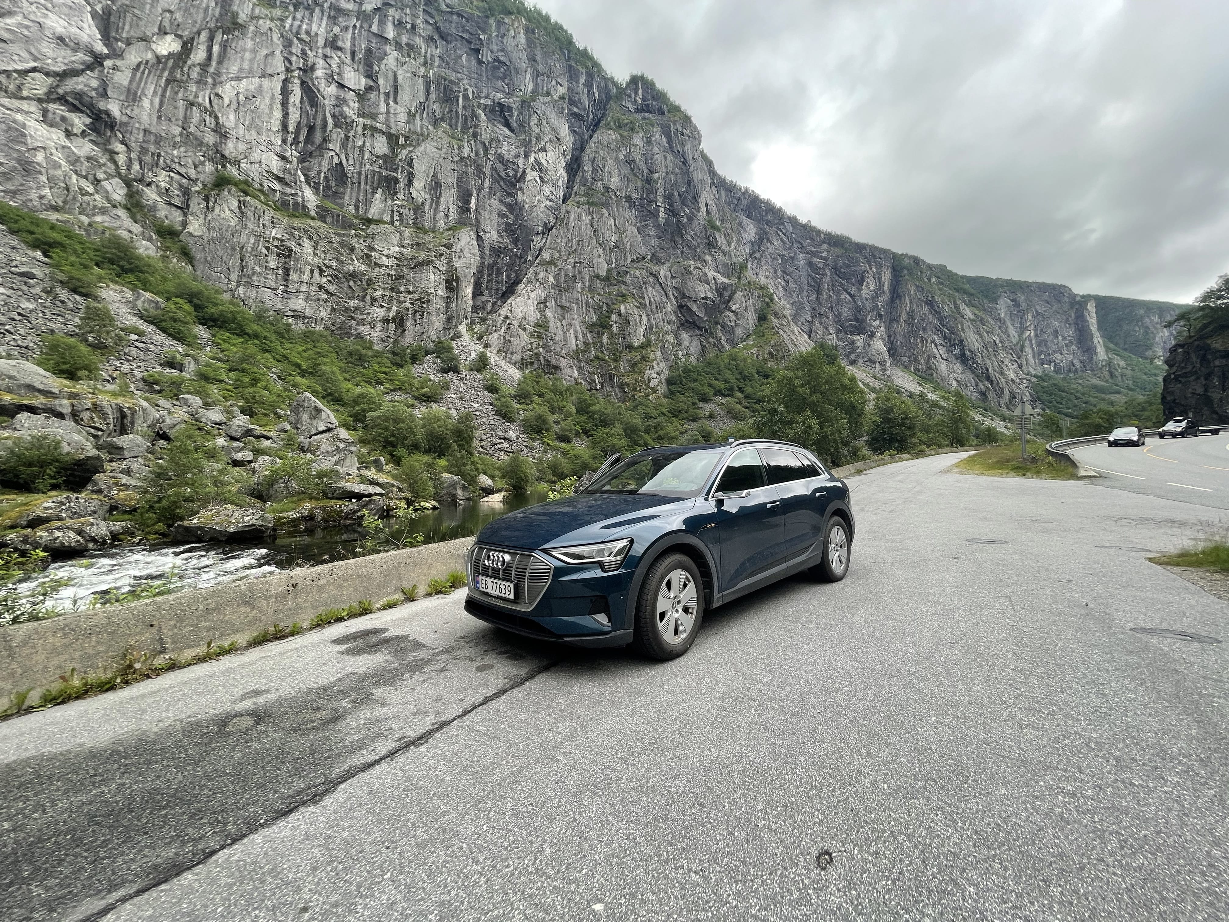 Audi e-tron 55 - quattro 4x4 og luftfjæring med Aircondition