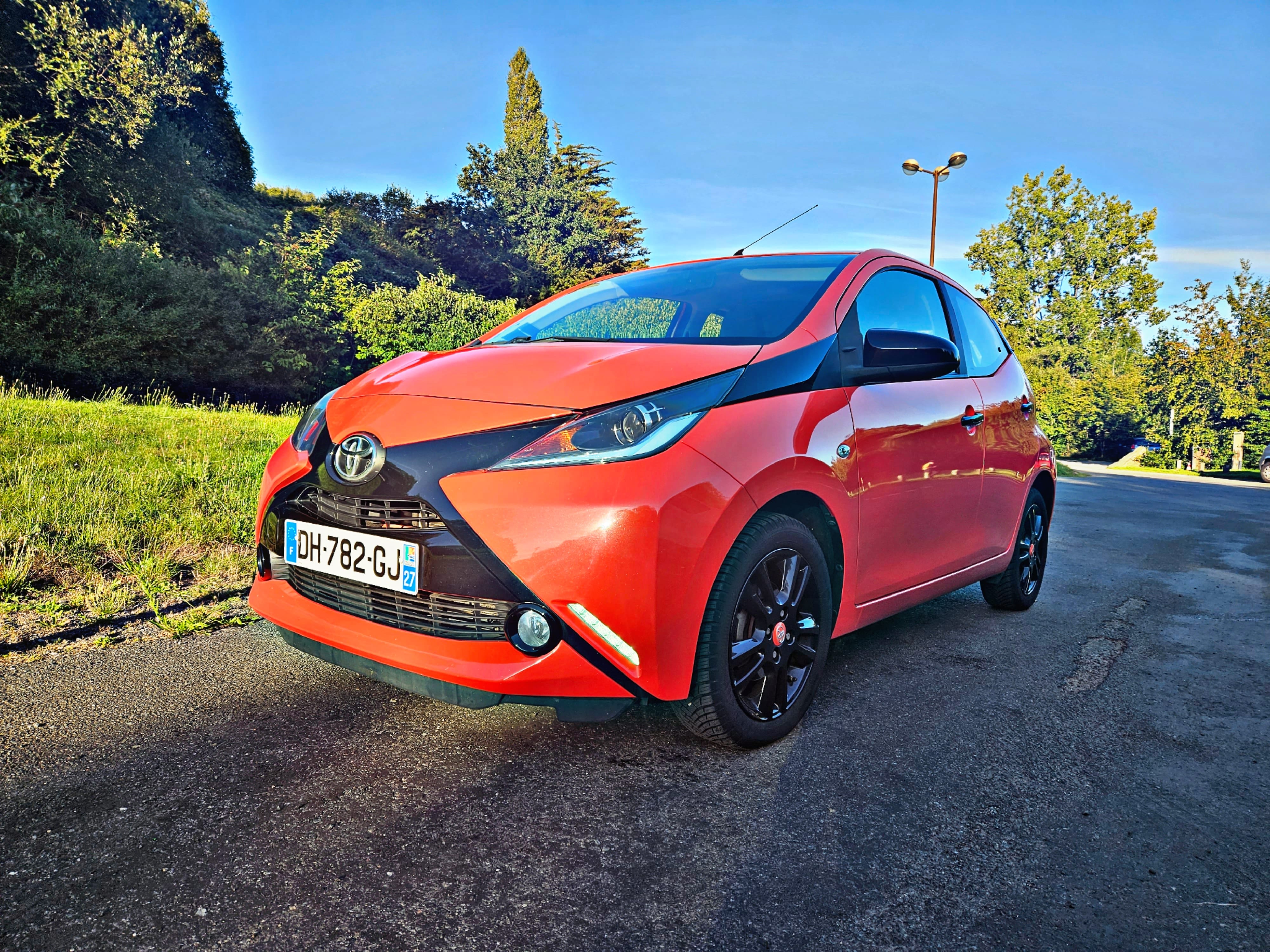 Toyota Aygo II, 2014, Essence 95