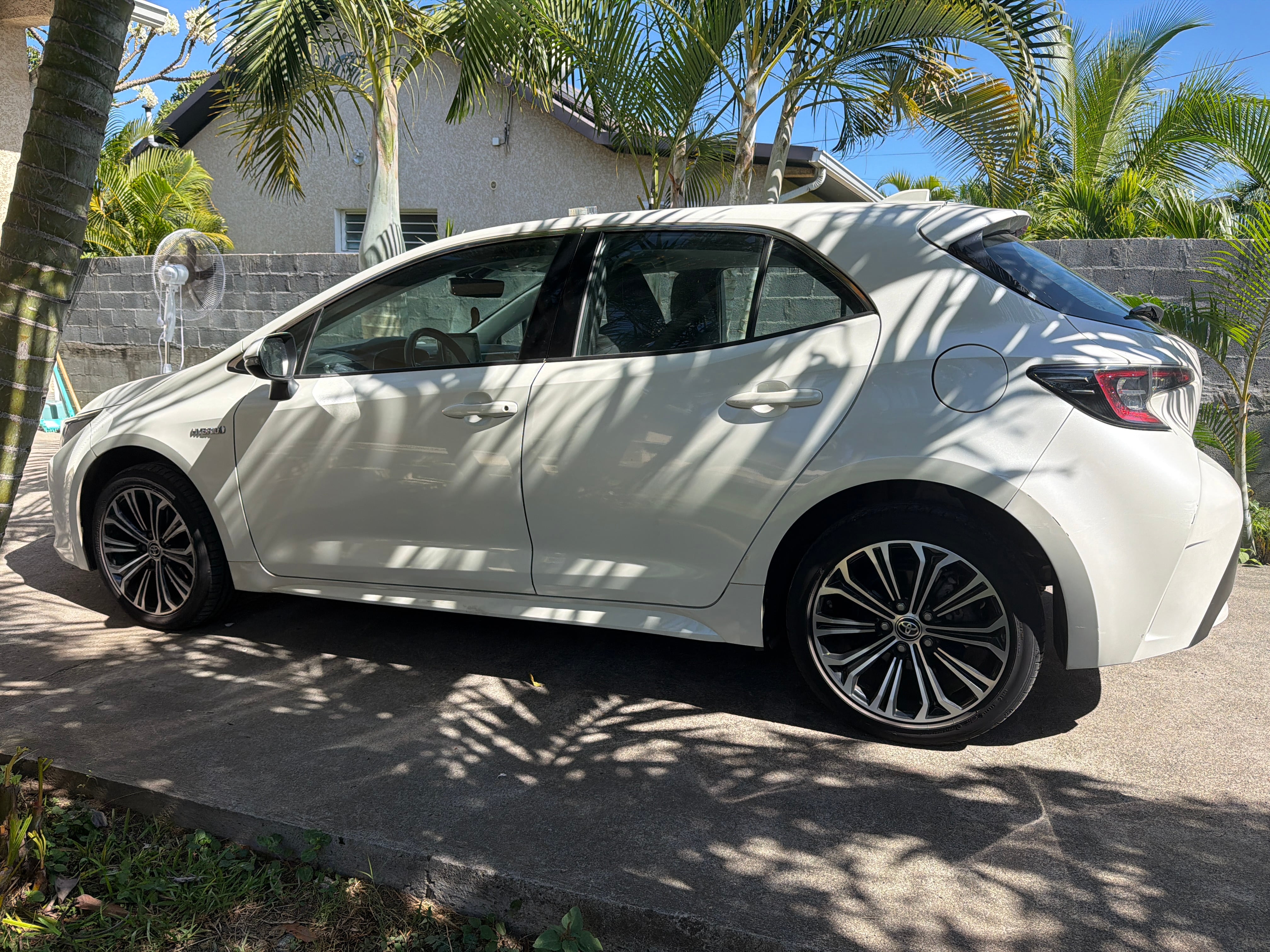 Toyota Corolla Hybride avec Climatisation