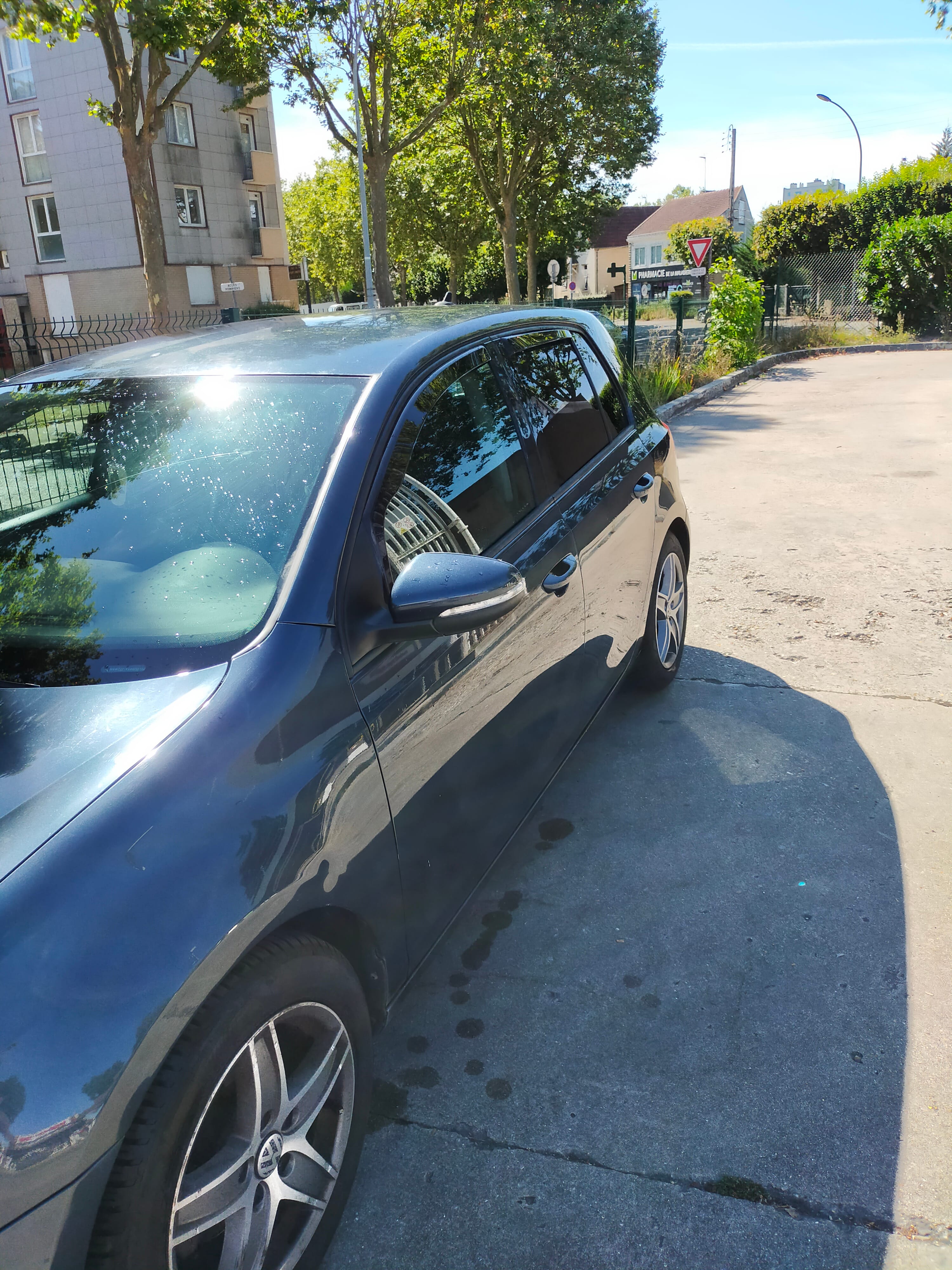 Volkswagen Golf avec Climatisation