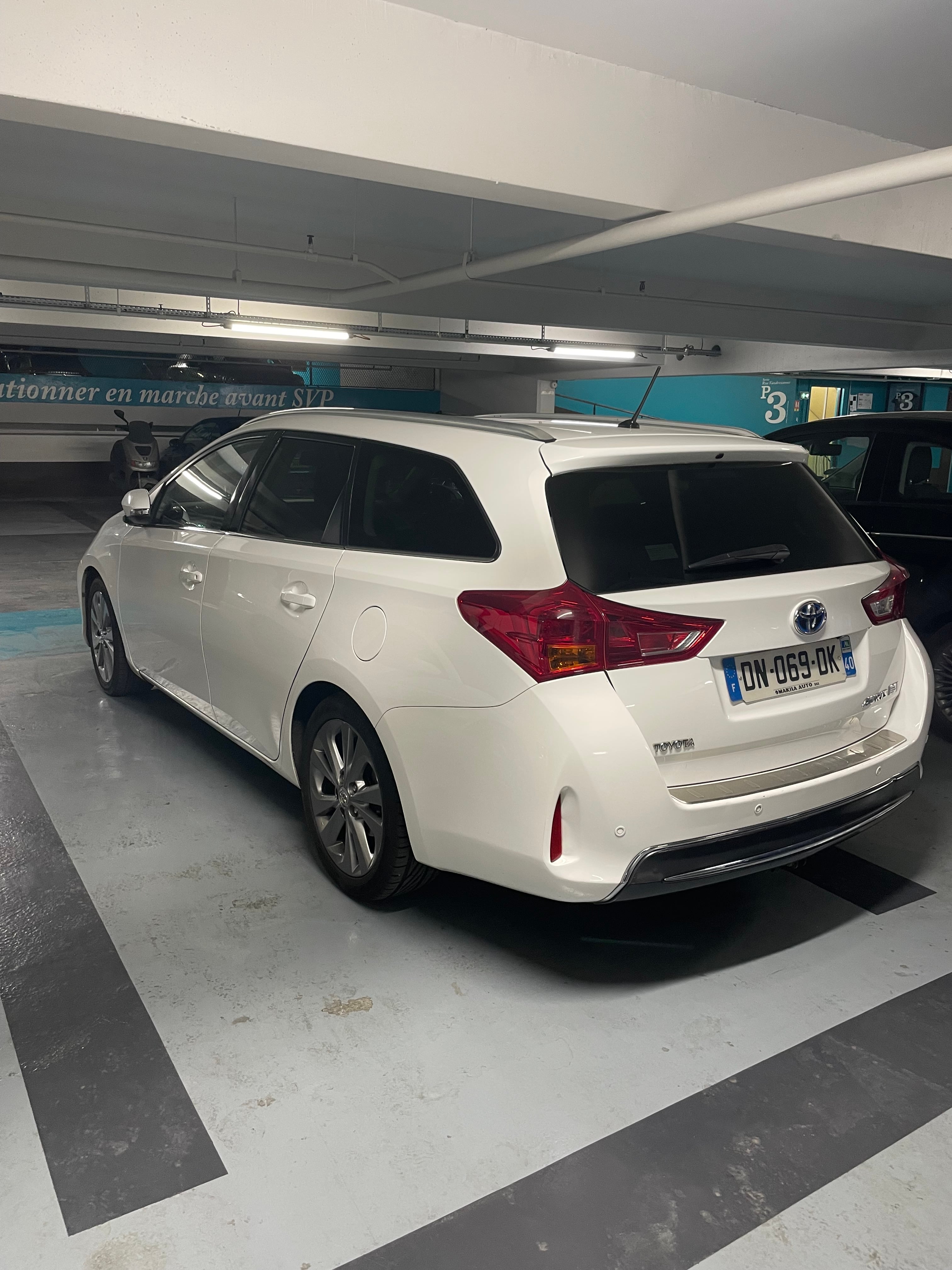 Toyota Auris Break with Air conditioning