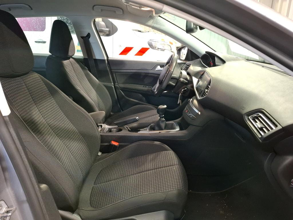 Peugeot 308 met Cruise control