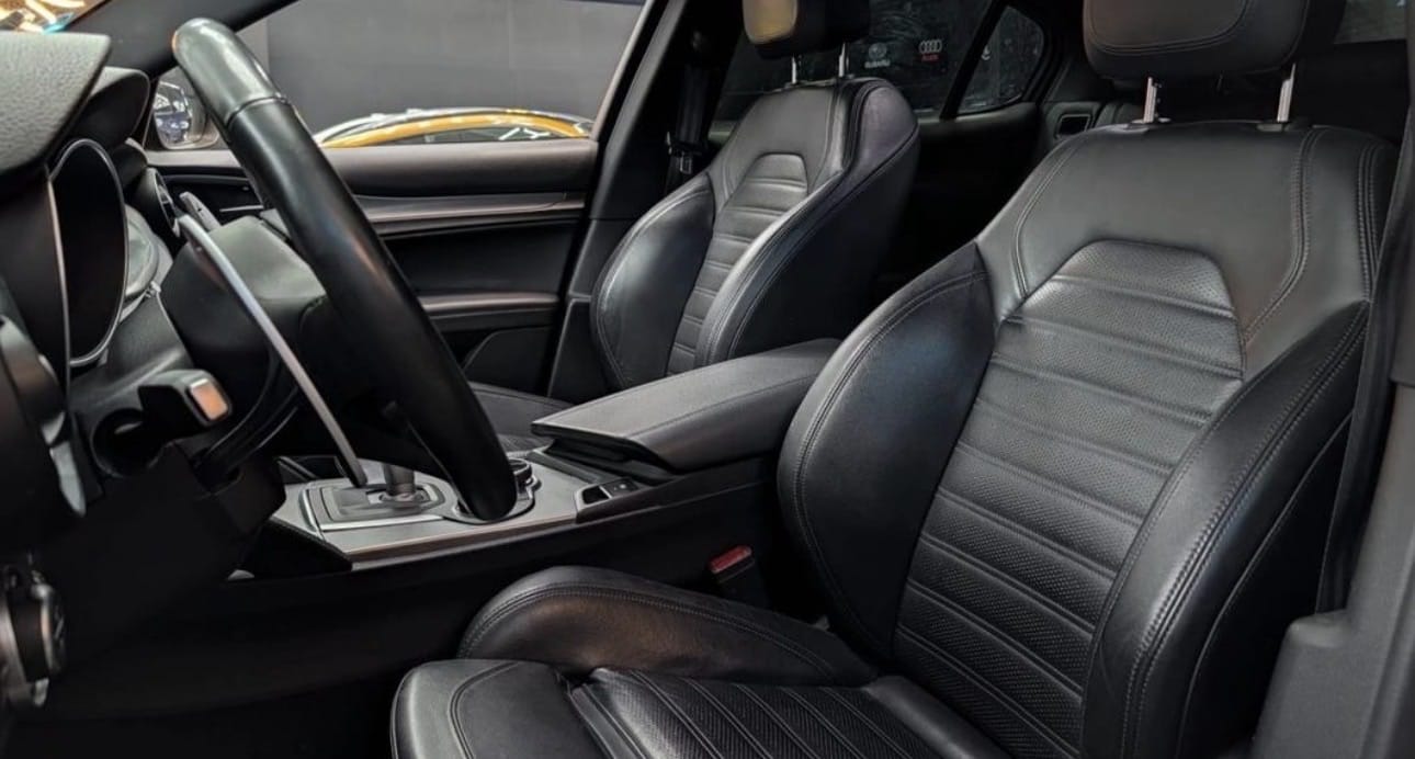 Alfa-Romeo Stelvio avec Régulateur de vitesse