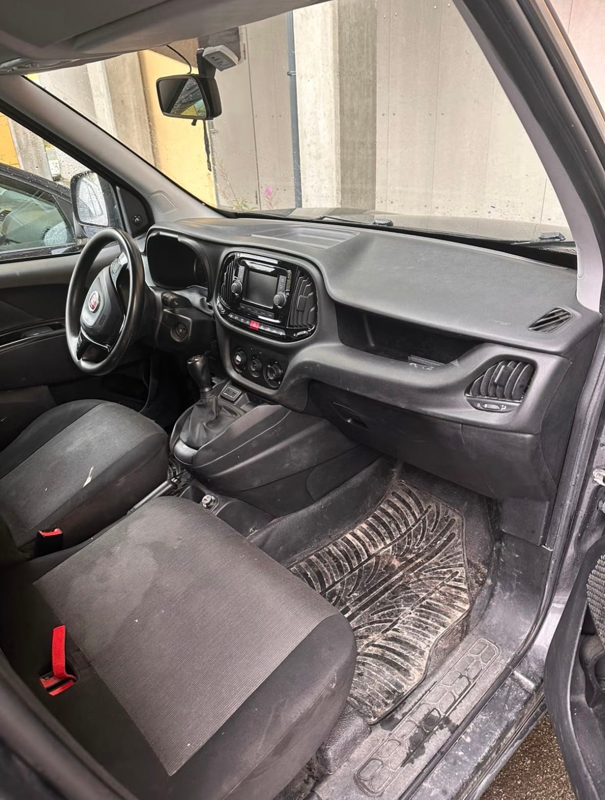 Fiat Doblo med USB ladeuttak